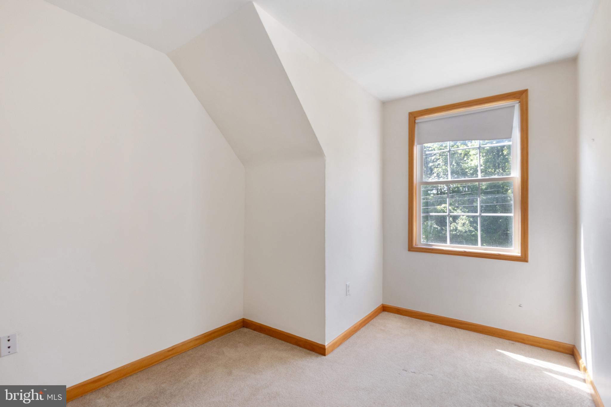 CHESAPEAKE LANDING - Residential