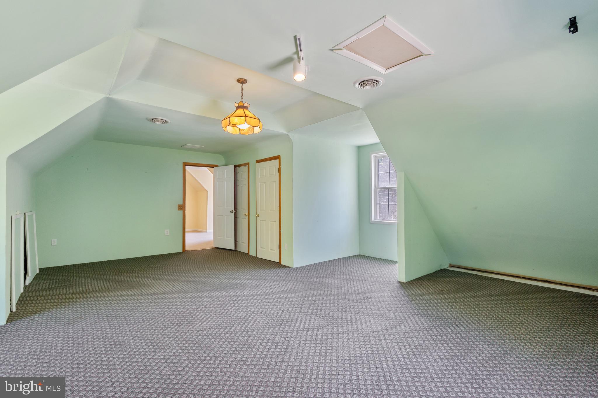 CHESAPEAKE LANDING - Residential