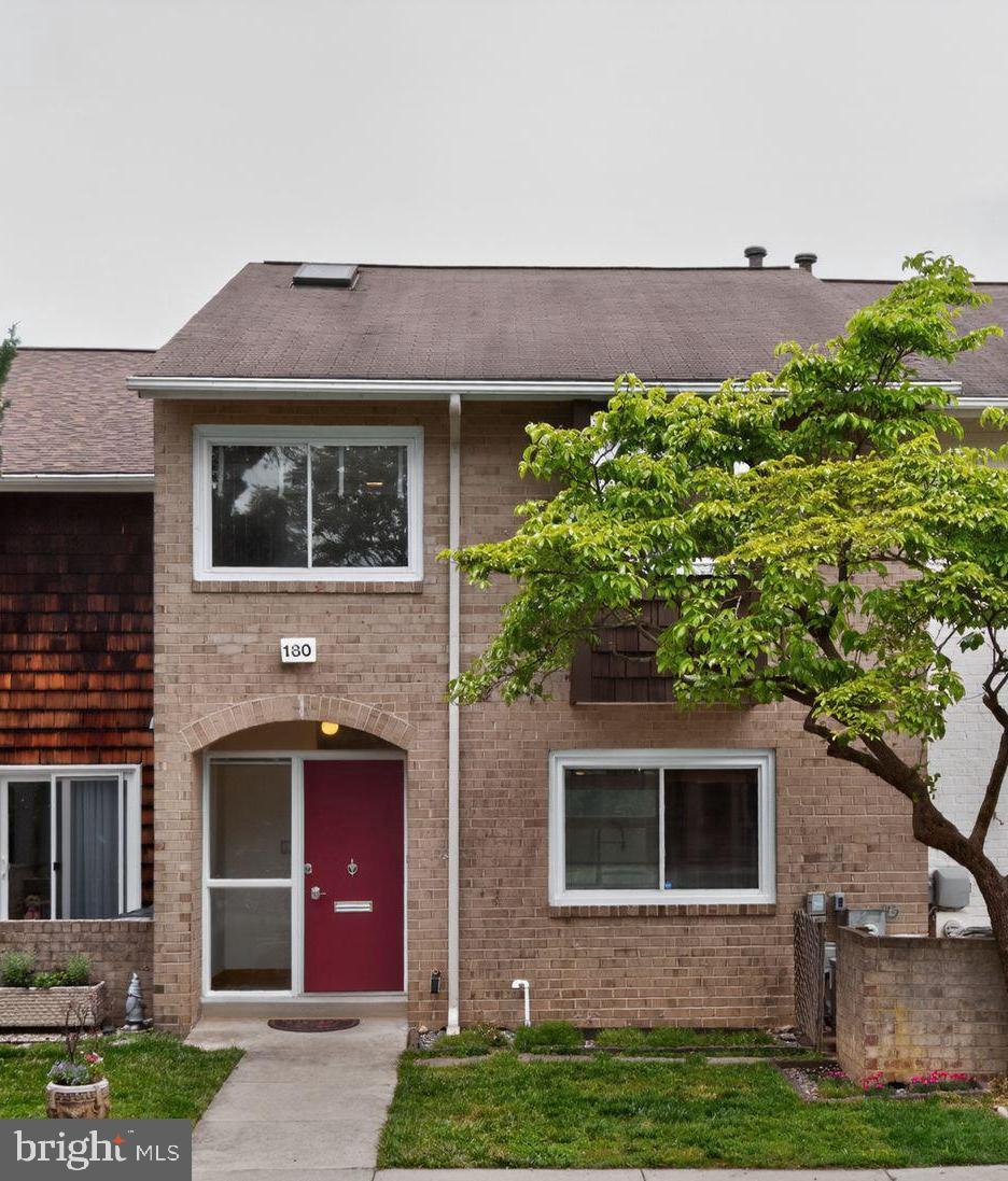 ( Note: Some photos are virtually staged )

Located in New Mark Commons subdivision, designated on the National Register of Historic Places this town home sits on a quiet cul de sac with no-thru street. This excellent townhome is in top-notch condition perched on a lake! New Mark Commons is a highly popular community that is ¾ of a mile to the Rockville Metro Station and Rockville Town Center. New Mark Commons also has immediate access to the community’s lighted paved walking trails, large seasonal outdoor pools (opens May 23), well equipped community clubhouse, fresh basketball courts, tennis courts, playgrounds, and designated parking area for boats, trailers, and campers (amenities included in the HOA). Grass cutting, tree trimming and snow removal are provided by the HOA.

This townhome is very well-built and well-cared for and updated including total & tasteful kitchen renovation (2018 ), HVAC & furnace and line set ( 2021 ), upgraded electrical to 150 amp service with in house surge protection (2023), upgraded main water shut off valve (2021), new water heater (2019), gleaming solid oak wood floors, the lower level deck leading to the lake was replaced in ( 2022 ) and all three bathrooms fully renovated. The floor plan is practical with 3 bedrooms and 2 full improved baths upstairs. Inside you will find a bright home with plenty of natural sunlight! Outside you will find abundant wildlife such as lake turtles, Canadian geese, coy fish, blue egrets, and red cardinals to admire. The fully finished basement is built with sound insulation for recreation and relaxation. Also the area has outstanding schools. Richard Montgomery High School and Julis West Middle School are less than 1 mile away fully accessible by sidewalks. Richard Montgomery HS is rank #6 out of 218 high schools in the county while Julis West MS is #10 out of 40 public middle schools. Bayard Rustin Elementary School is approximately 1.5 mile away and is ranked overall "A+" grade as a top-tier school. The location is unbeatable! A close walk to Rockville Town Center, Metro, tons of restaurants and shops, events, movie theaters, with super easy access to Rockville Pike 355, Interstate 270 & Interstate 495 for easy commute into D.C. and more!