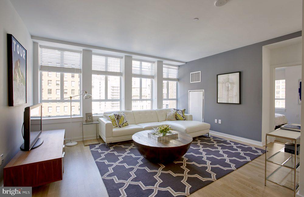 RITTENHOUSE SQUARE - Residential Lease