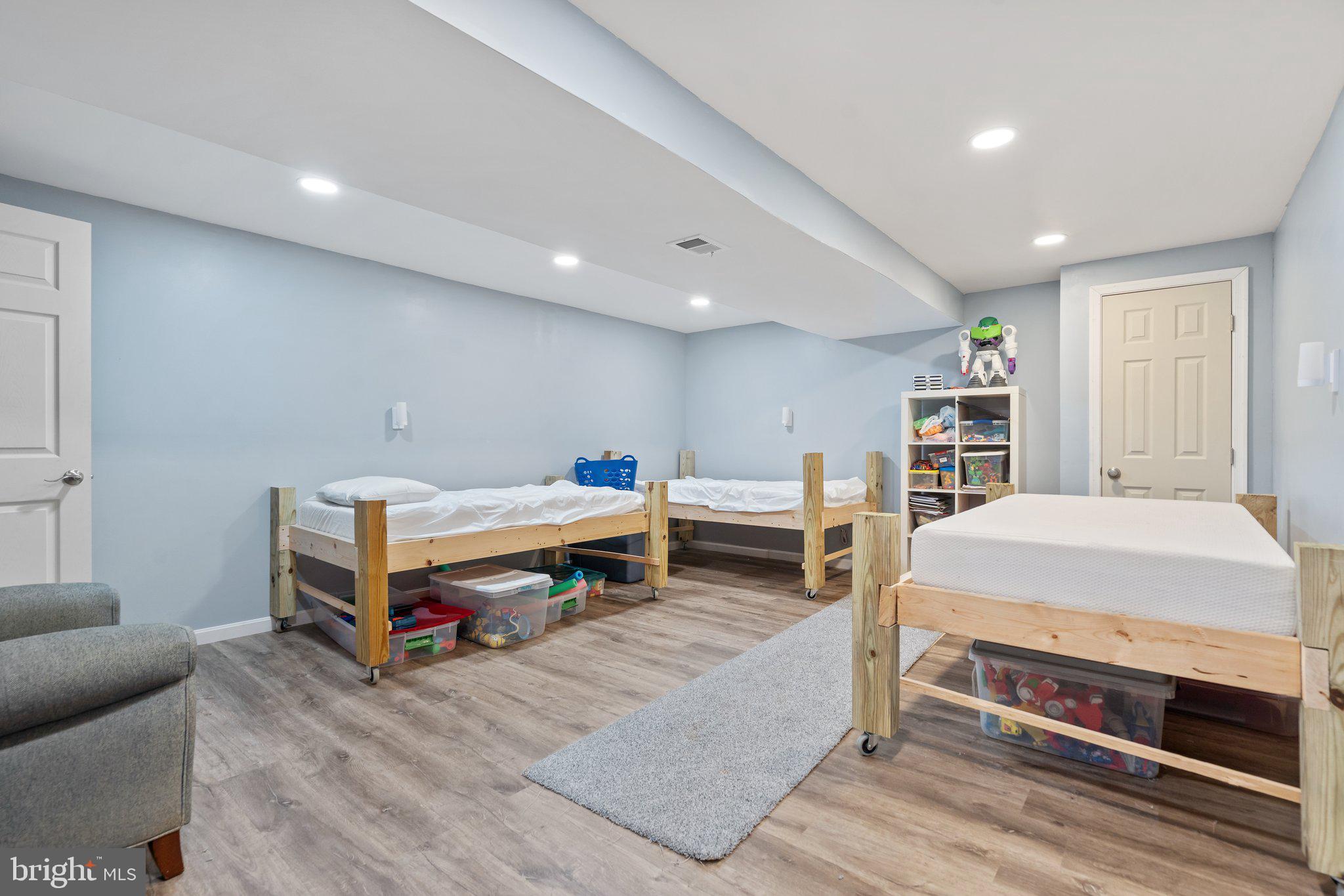 STONE RIDGE ESTATES - Residential