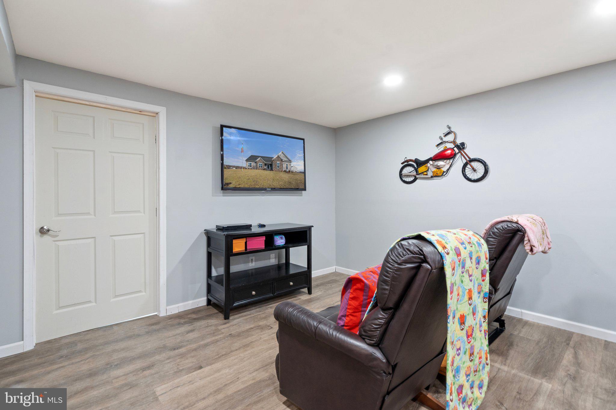 STONE RIDGE ESTATES - Residential