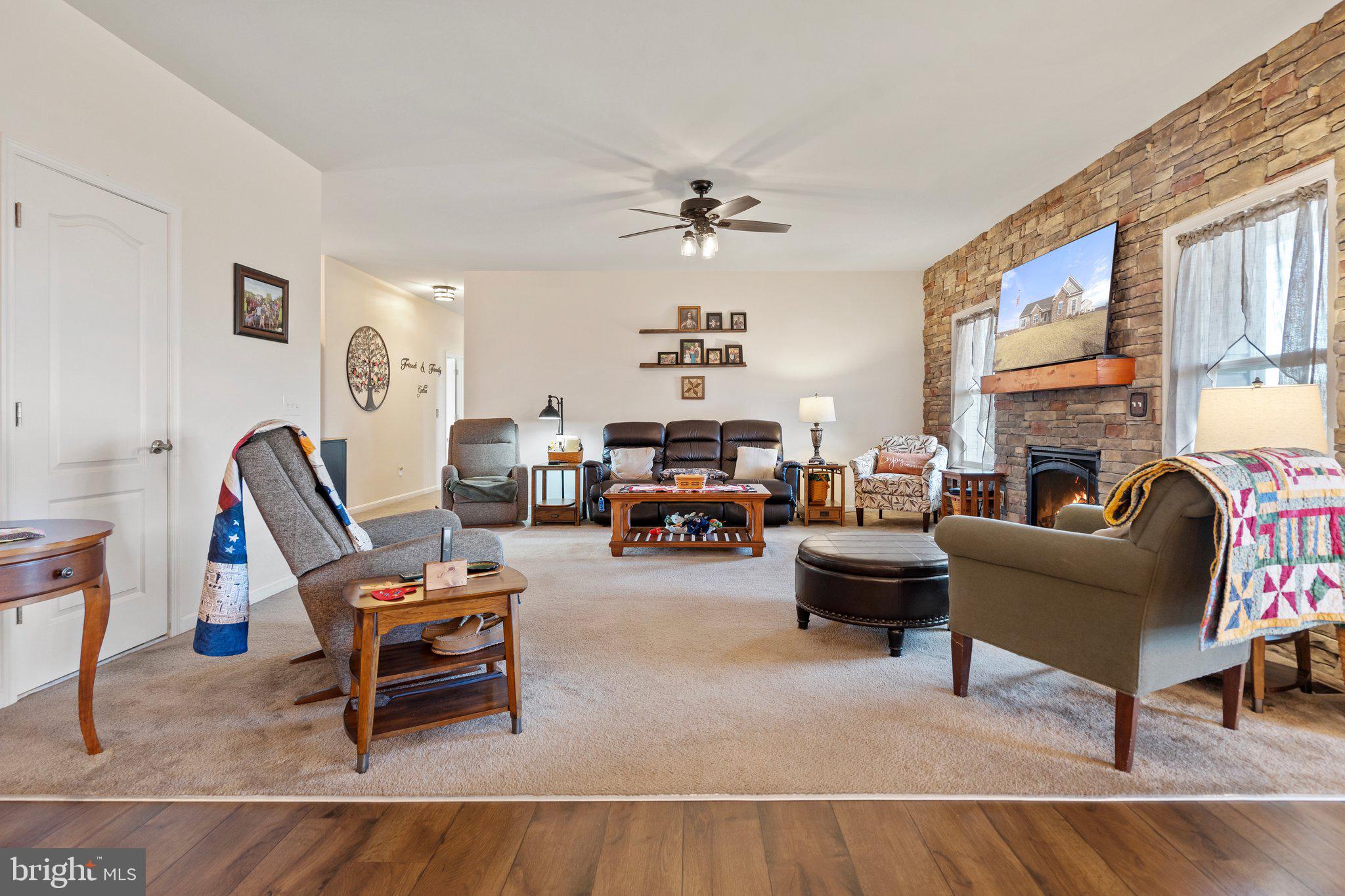 STONE RIDGE ESTATES - Residential