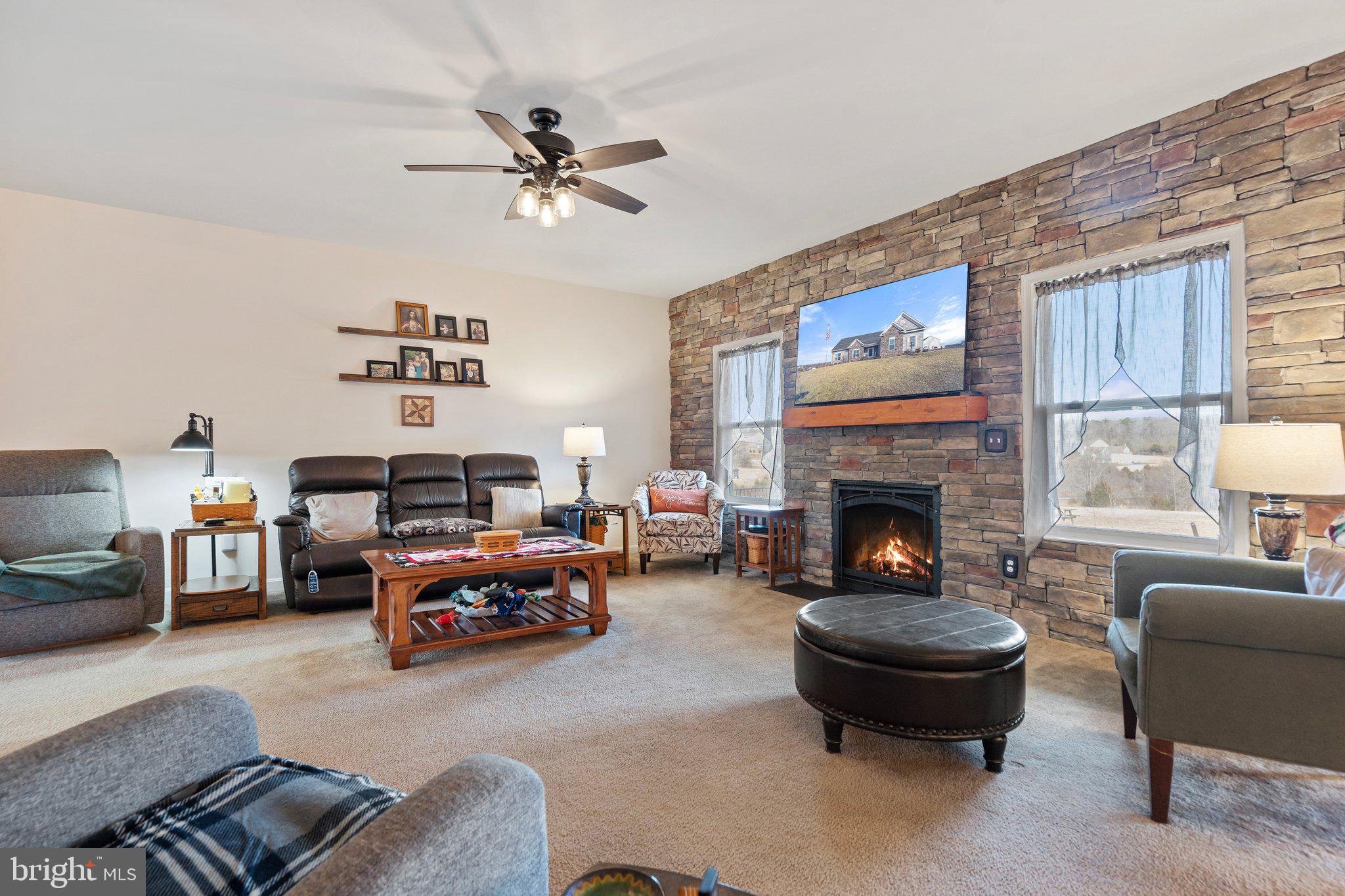 STONE RIDGE ESTATES - Residential