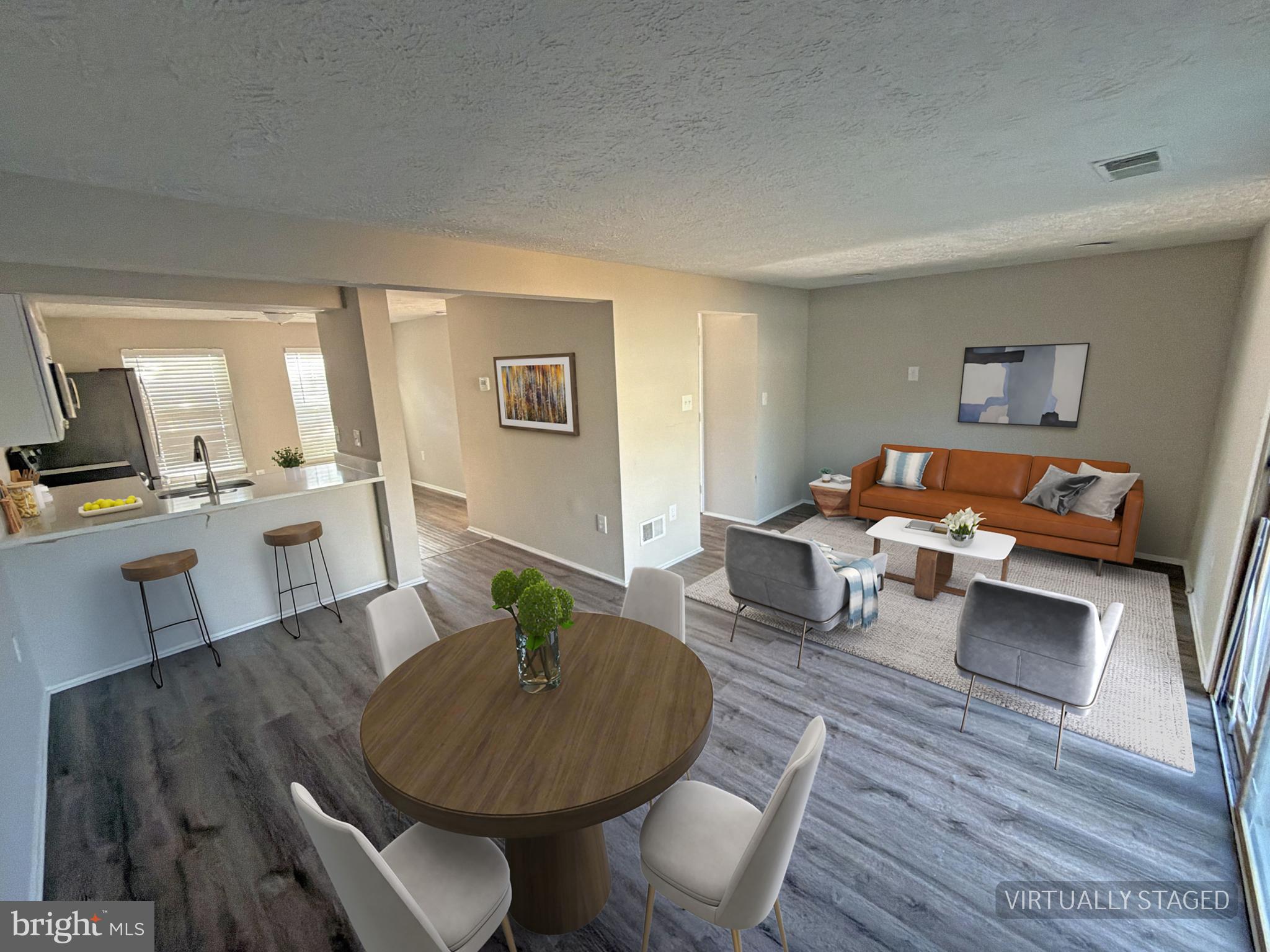 CLINTON PLAZA TOWNHOUSES - Residential