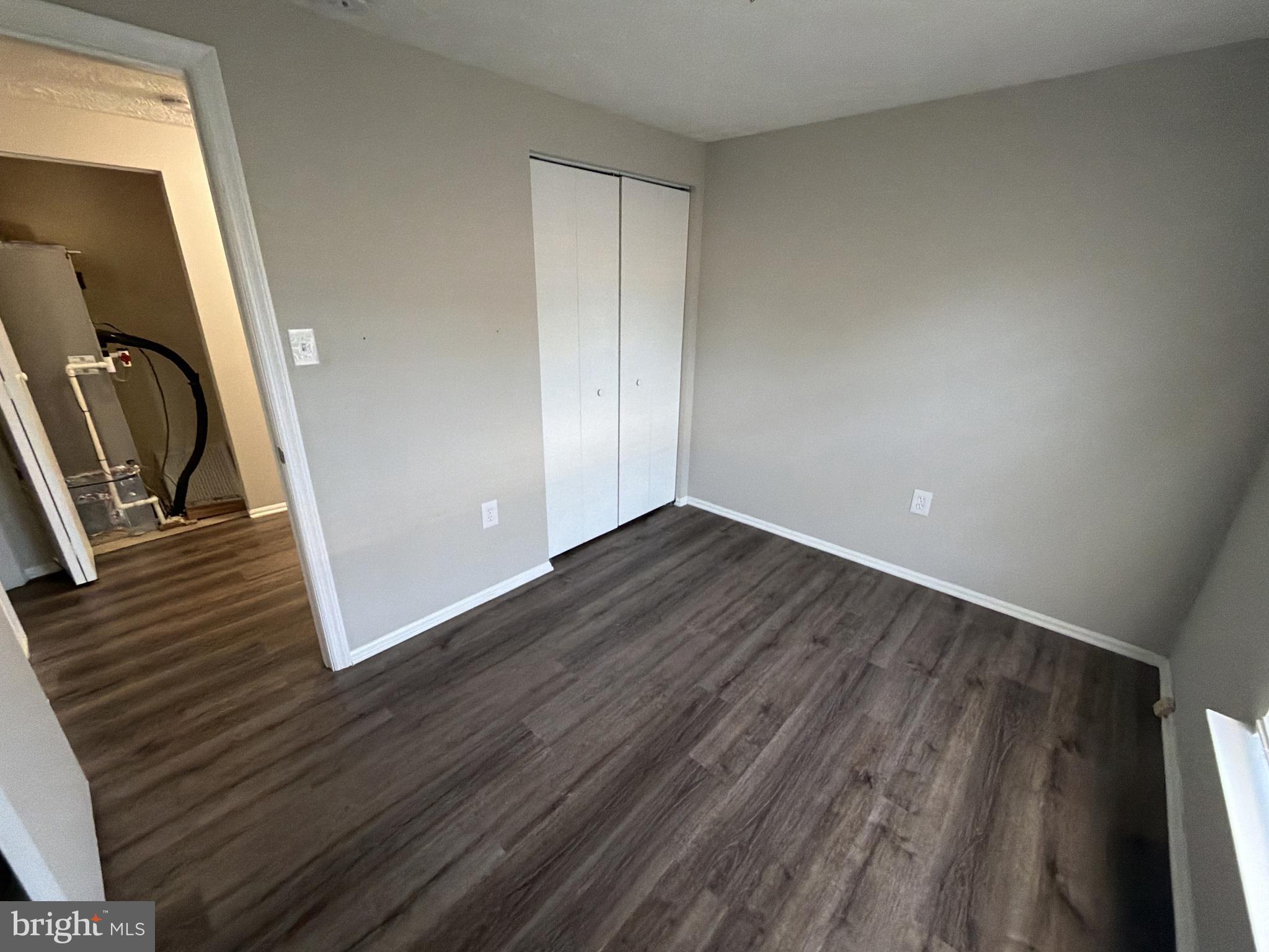 CLINTON PLAZA TOWNHOUSES - Residential