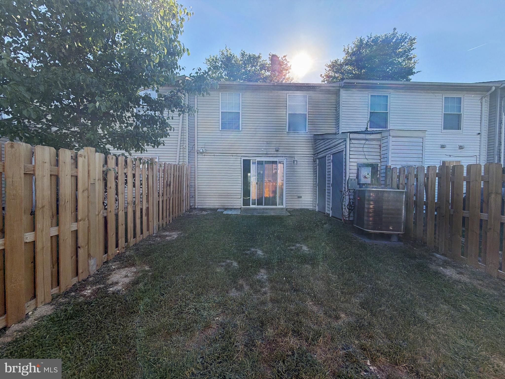 CLINTON PLAZA TOWNHOUSES - Residential