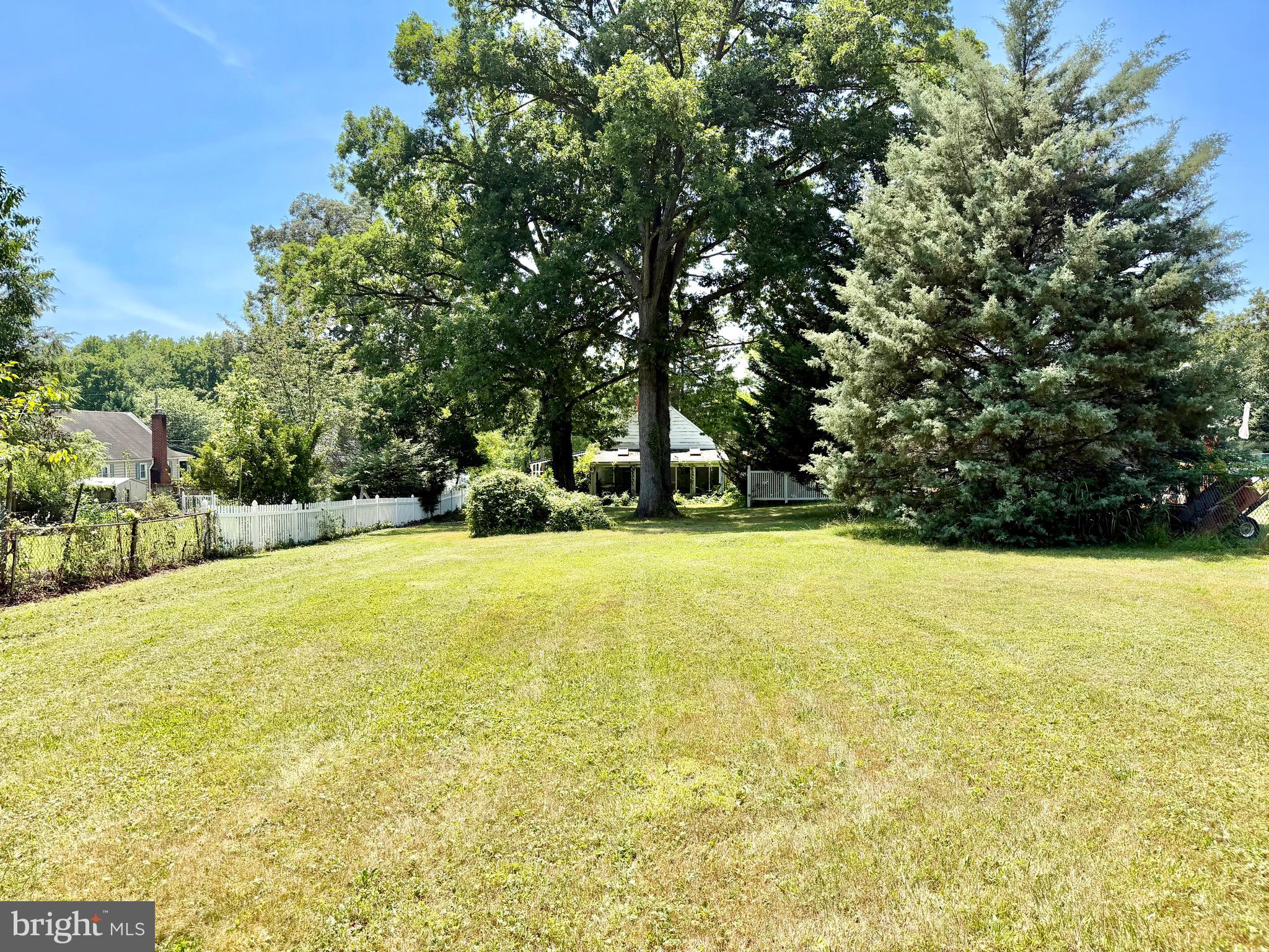 JOPPA HEIGHTS LITTLE FARM - Residential