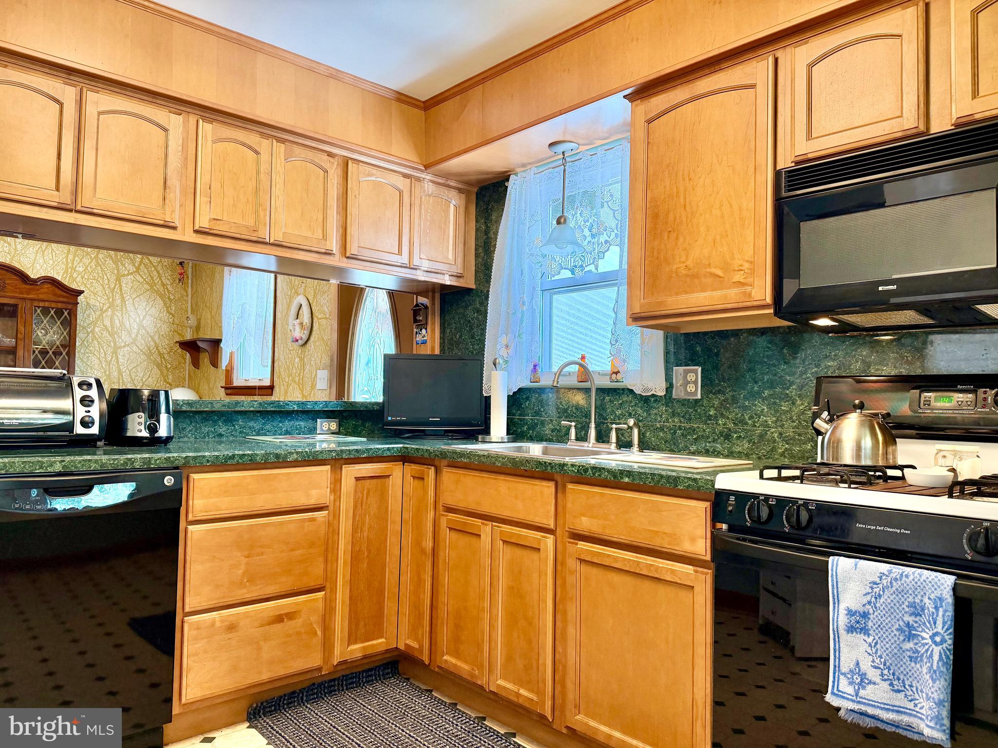 JOPPA HEIGHTS LITTLE FARM - Residential