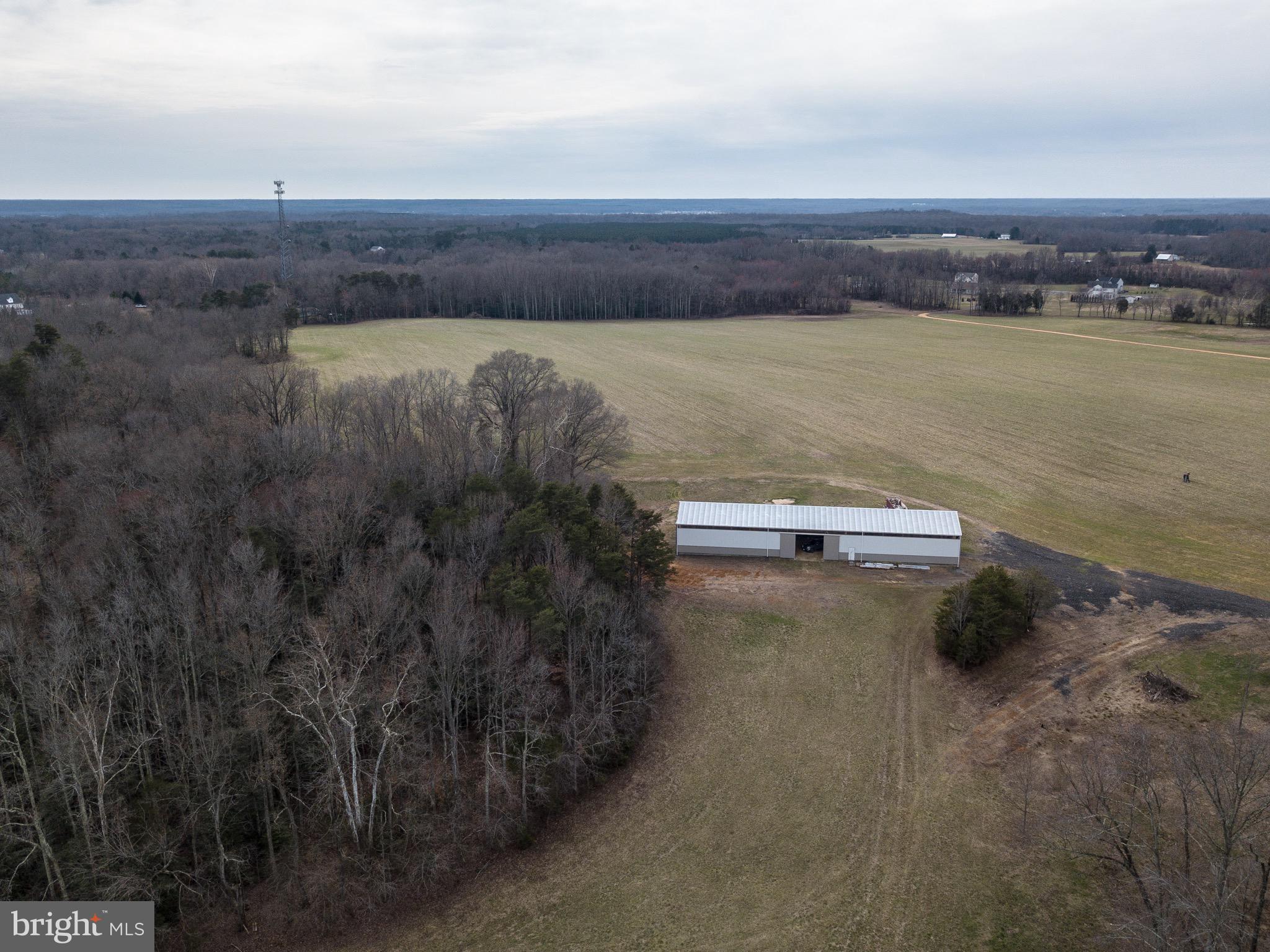 BRIDLE LAKE ESTATES - Farm