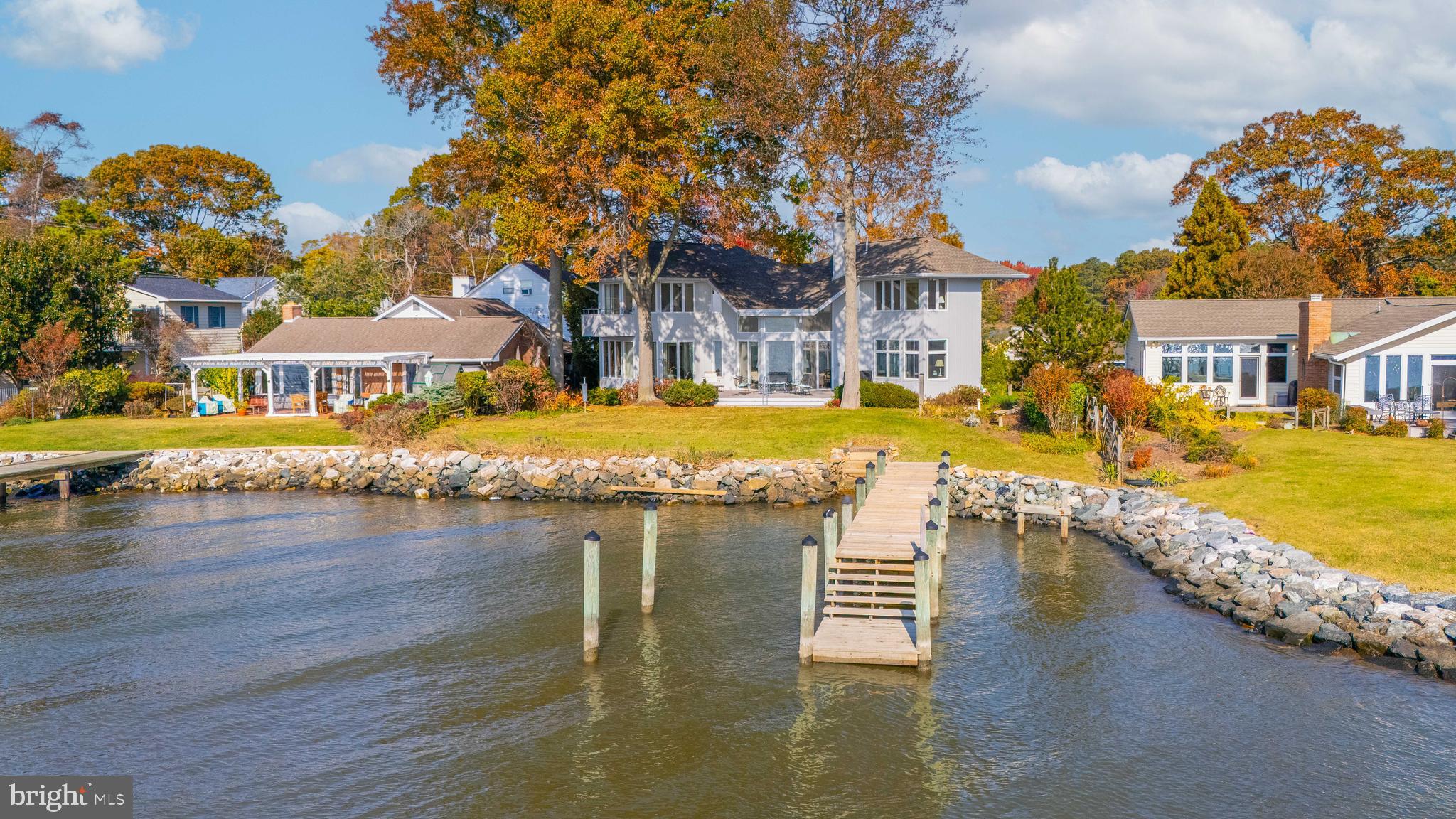 DEALE BEACH - Residential