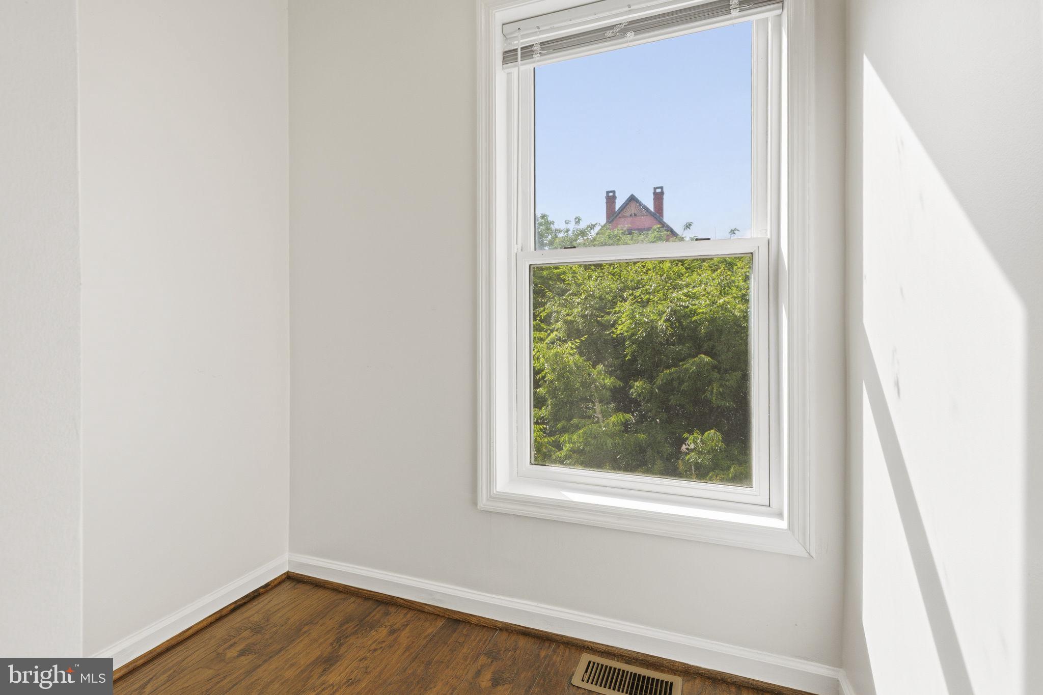SETON HILL - Residential