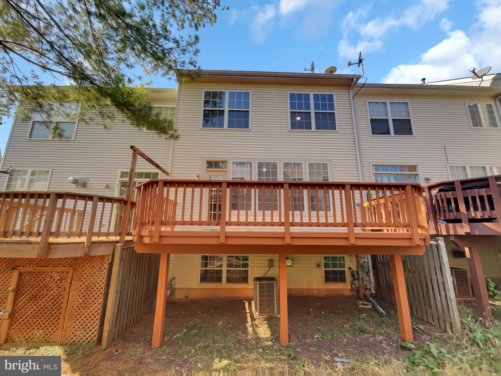 SULLY STATION - Residential