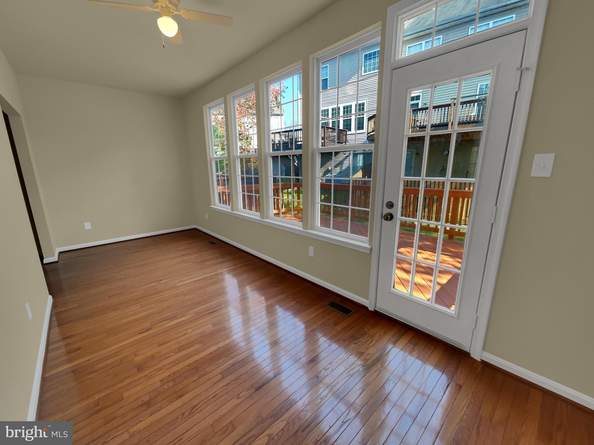 SULLY STATION - Residential