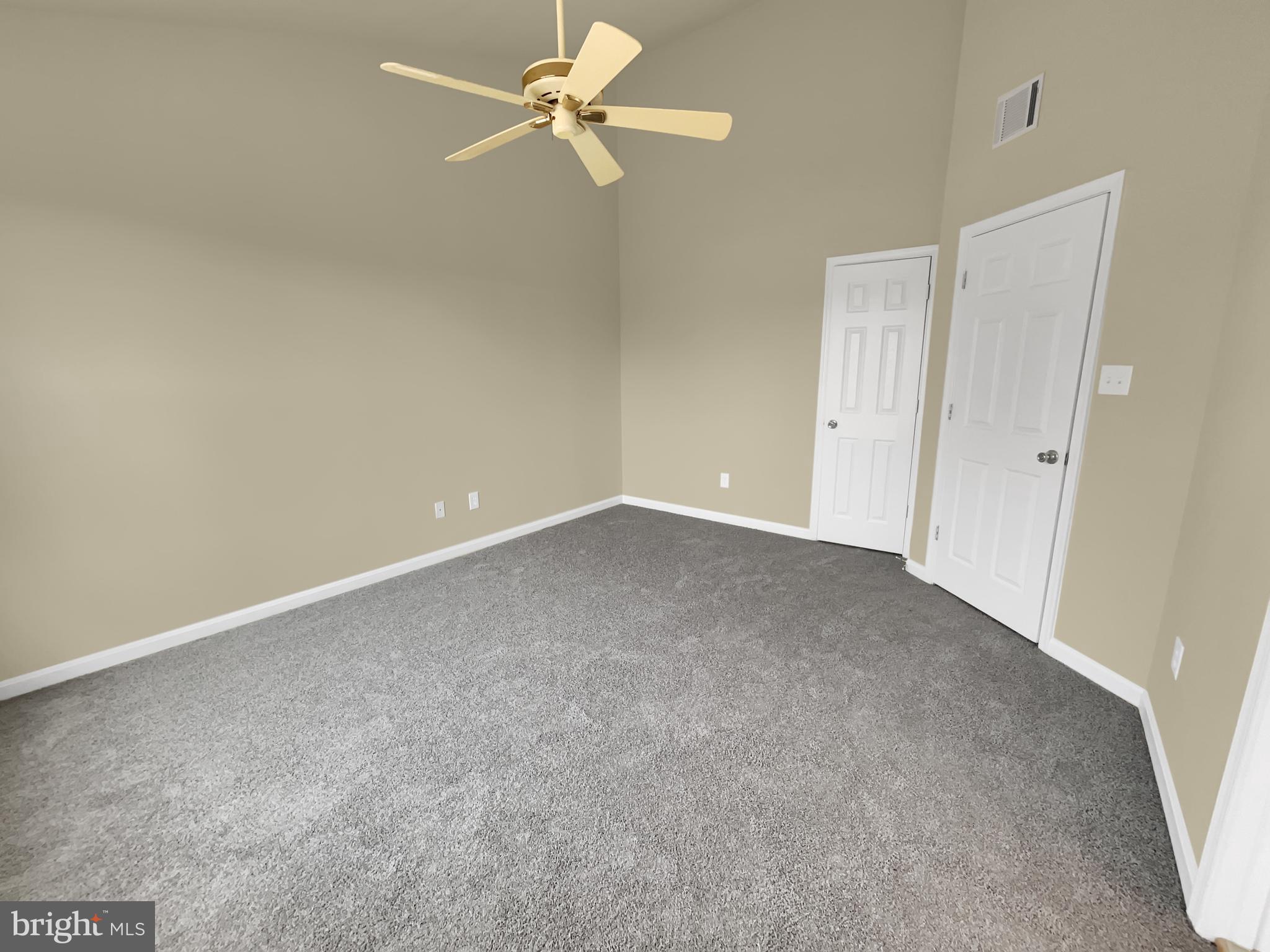 SULLY STATION - Residential