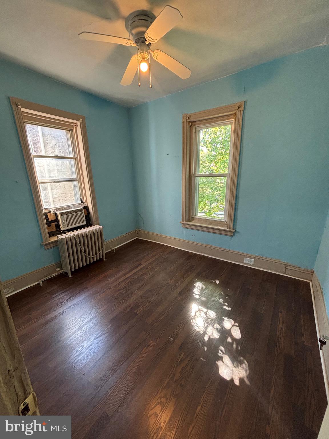 PHILADELPHIA (WEST) - Residential