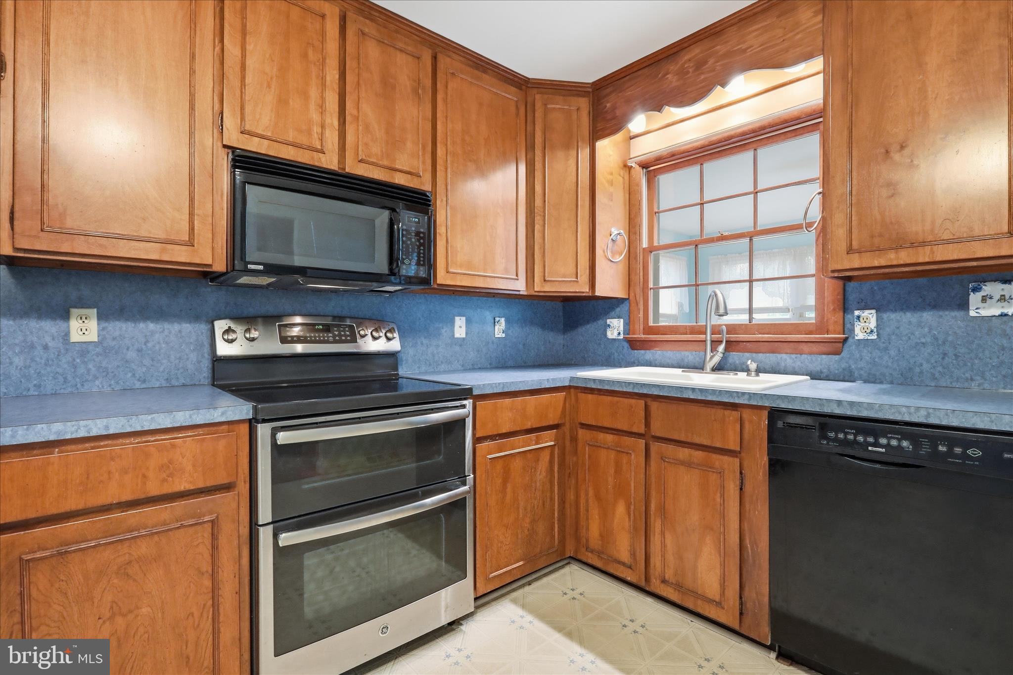 OAK RIDGE - Residential