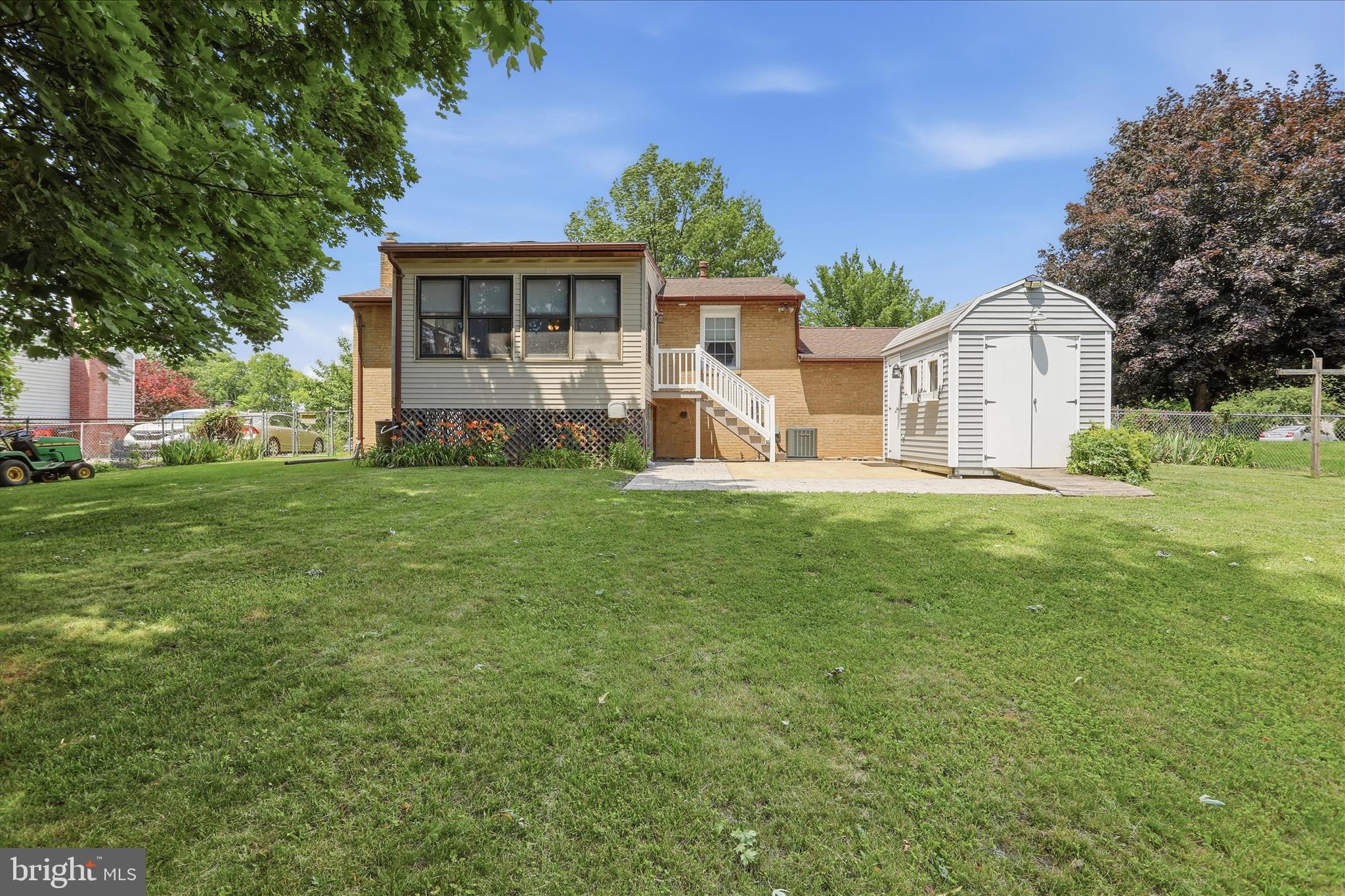 OAK RIDGE - Residential