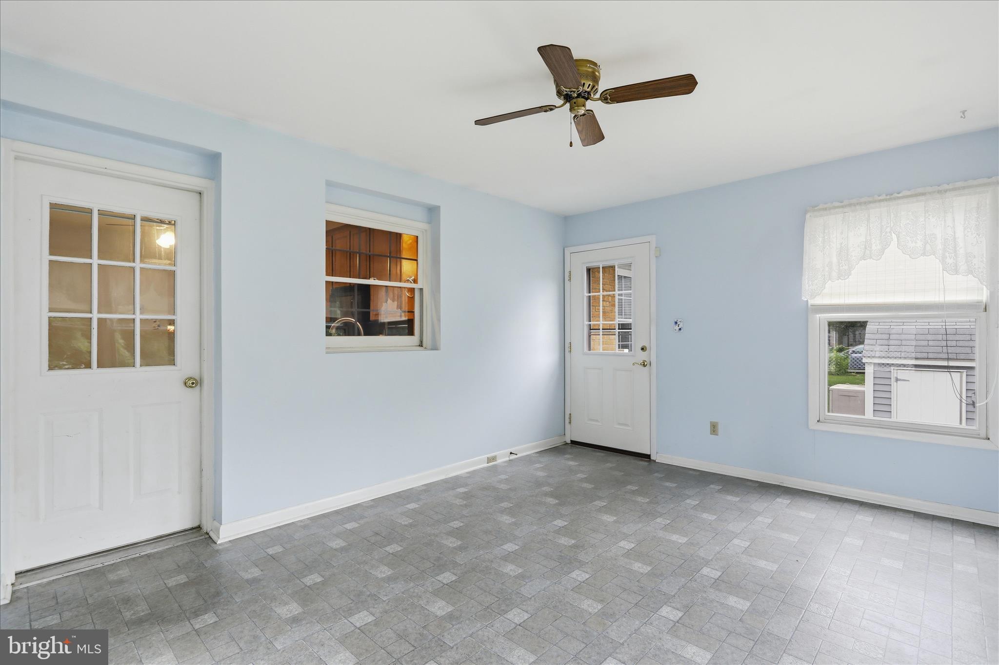 OAK RIDGE - Residential