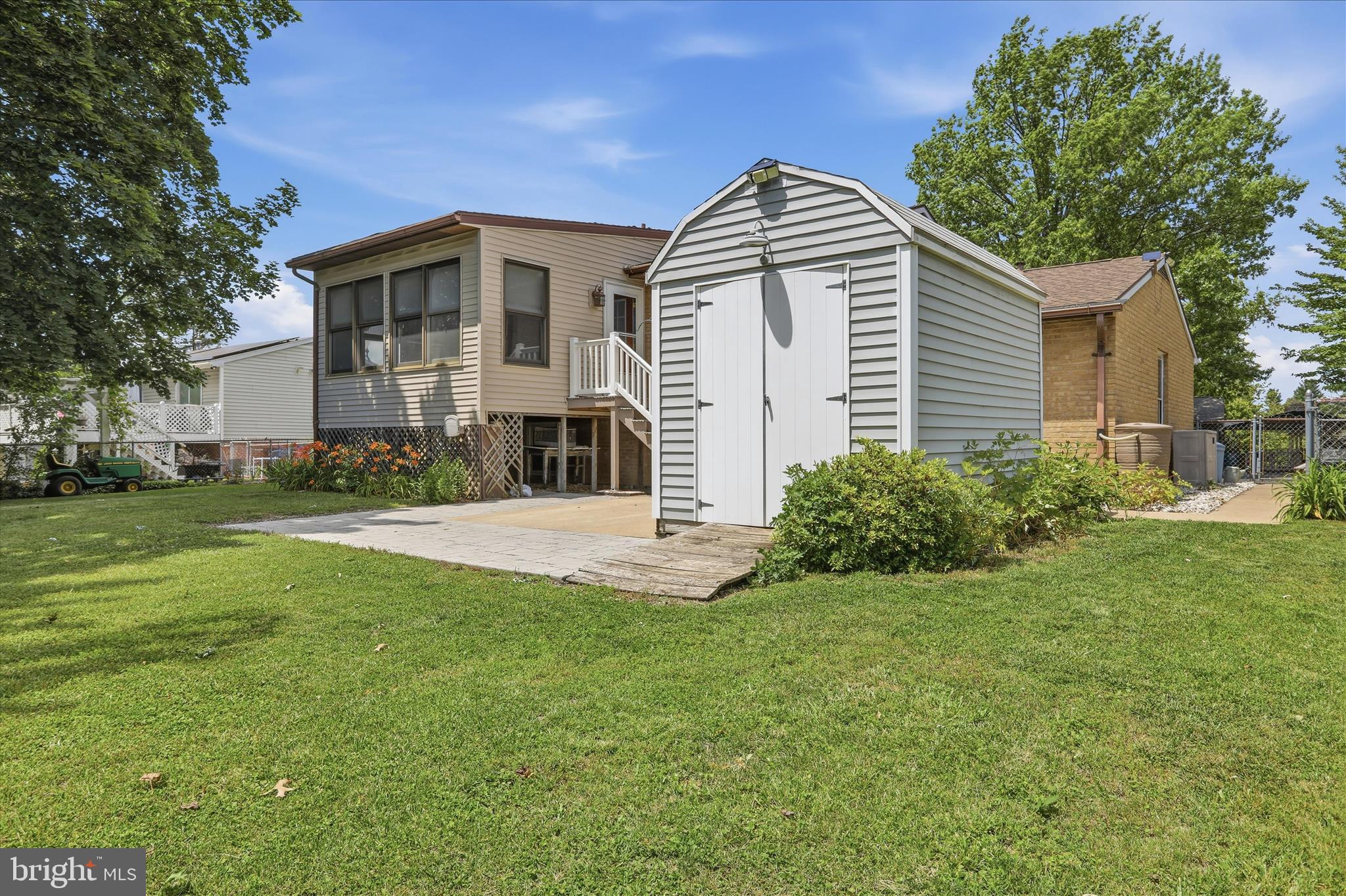 OAK RIDGE - Residential