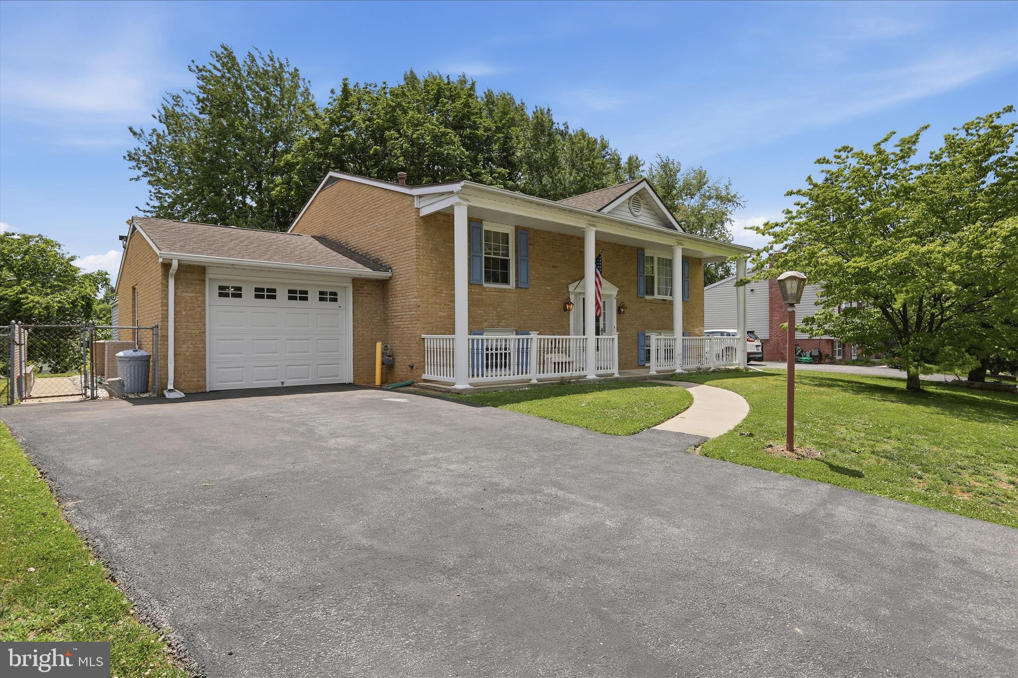 OAK RIDGE - Residential