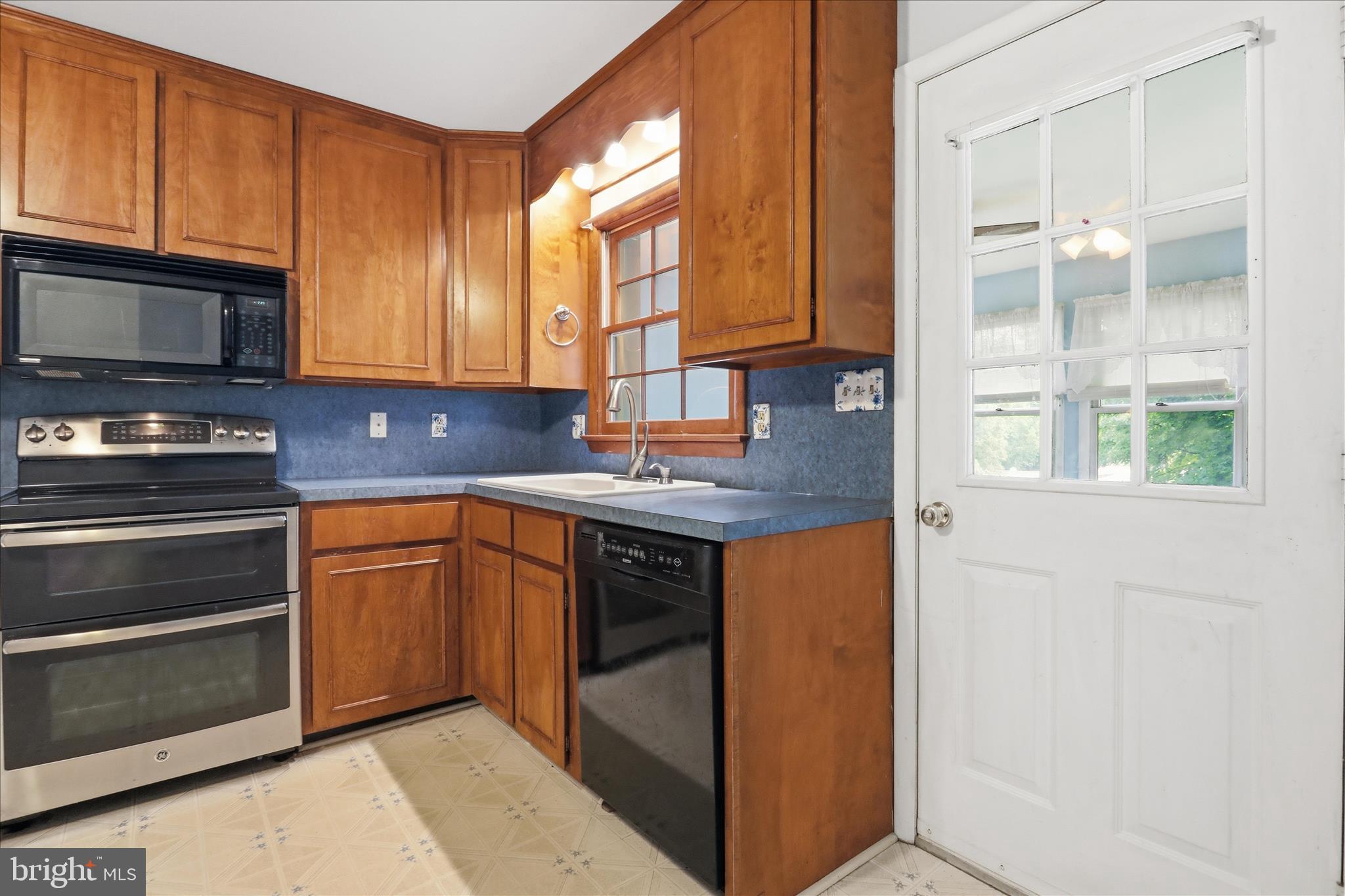 OAK RIDGE - Residential