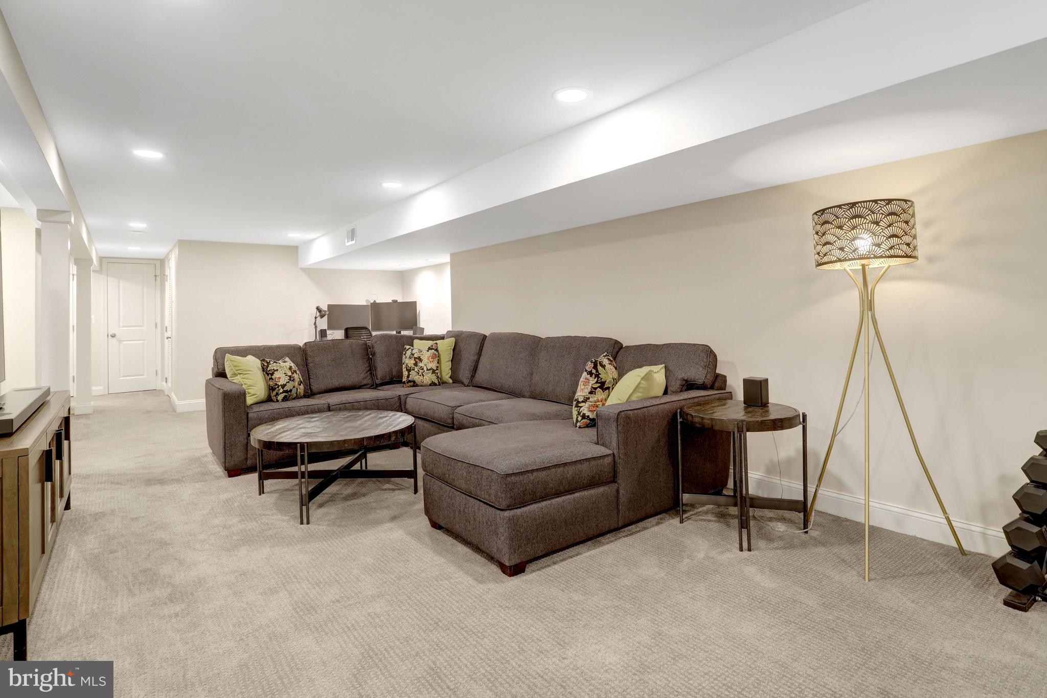 TARA - LEEWAY HEIGHTS - Residential