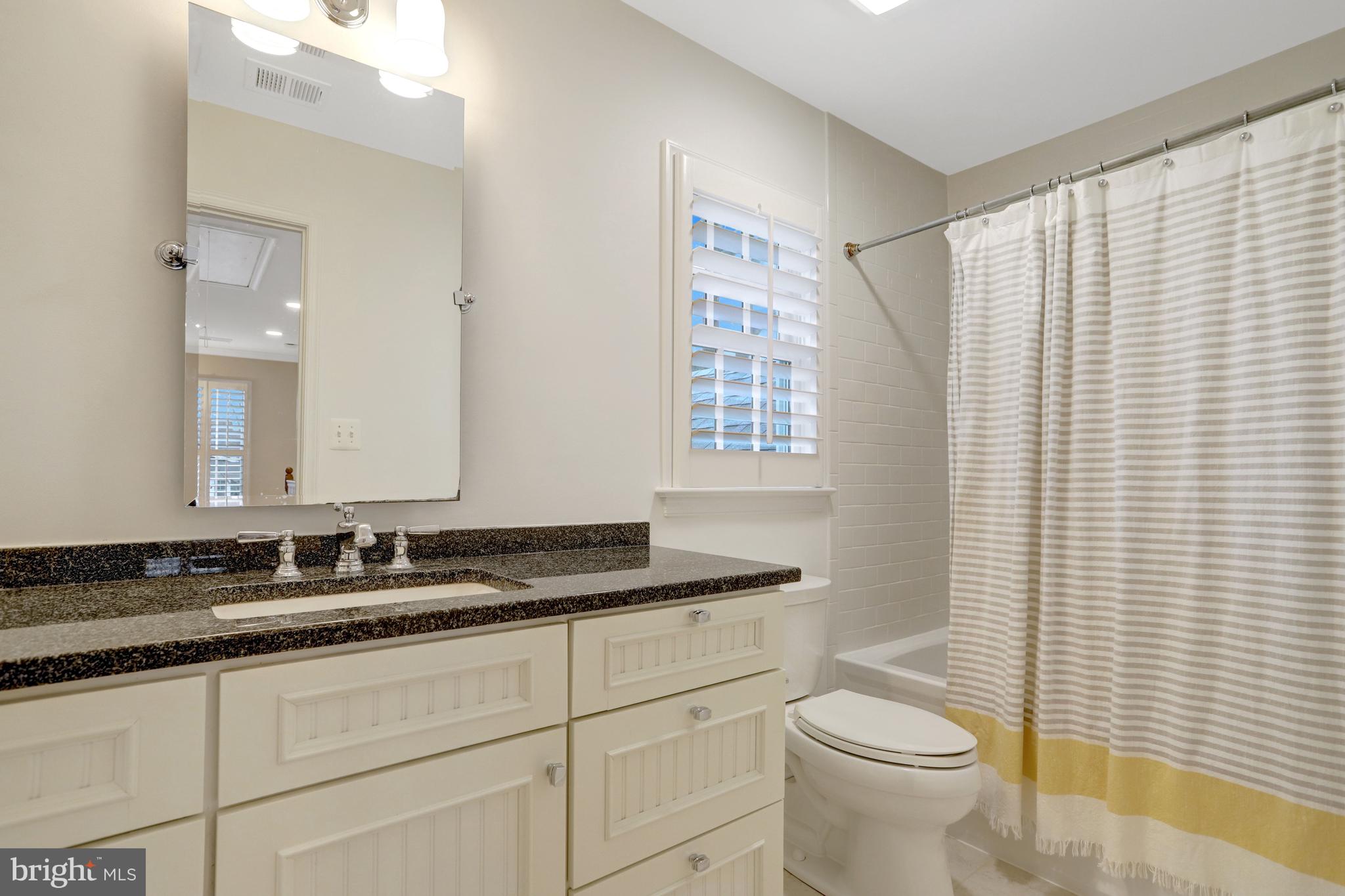 TARA - LEEWAY HEIGHTS - Residential
