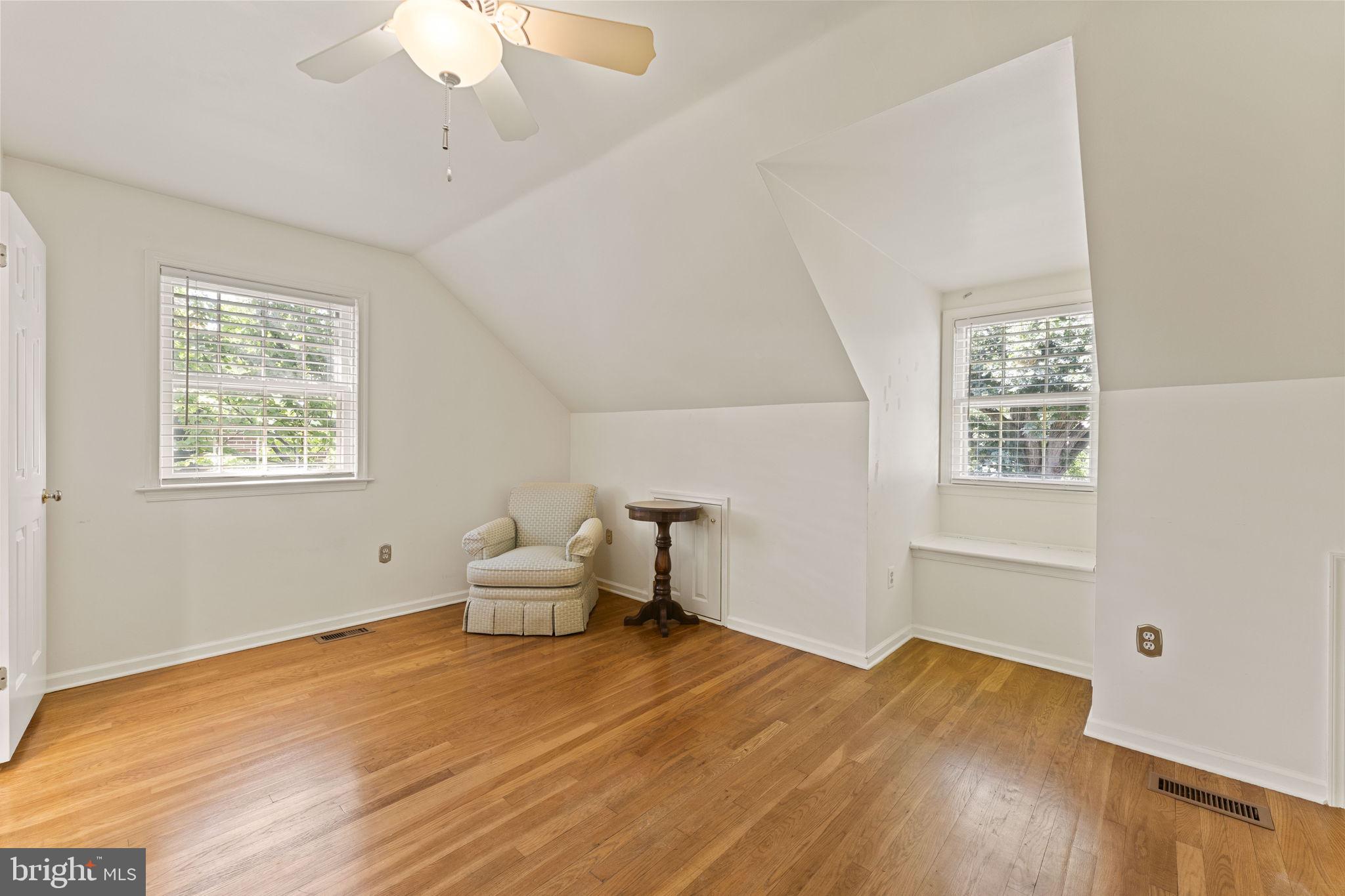WILLOWMERE - Residential