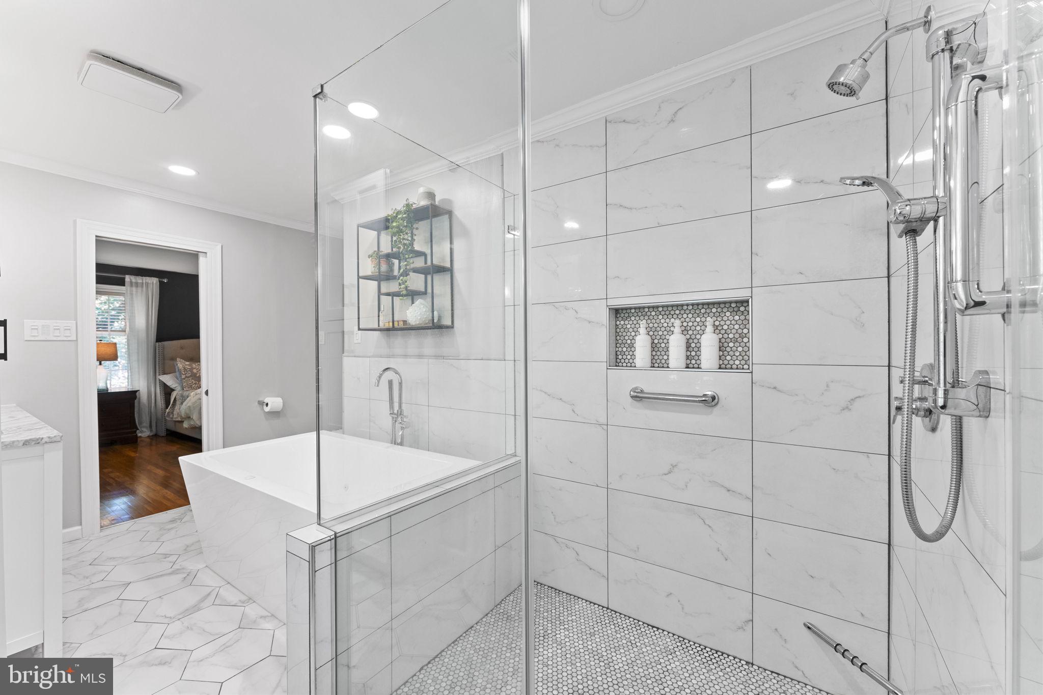 WILLOWMERE - Residential