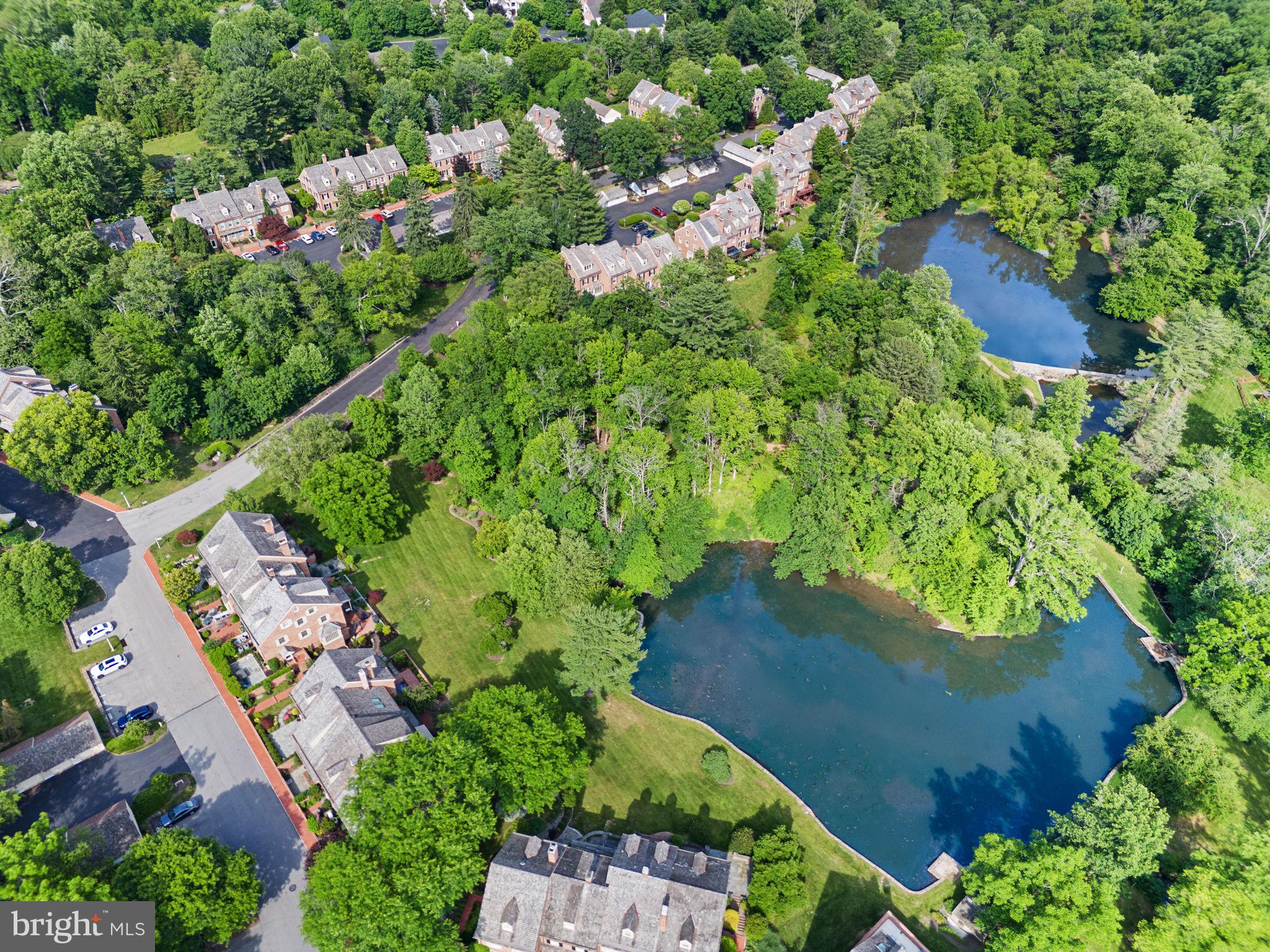 WILLOWMERE - Residential