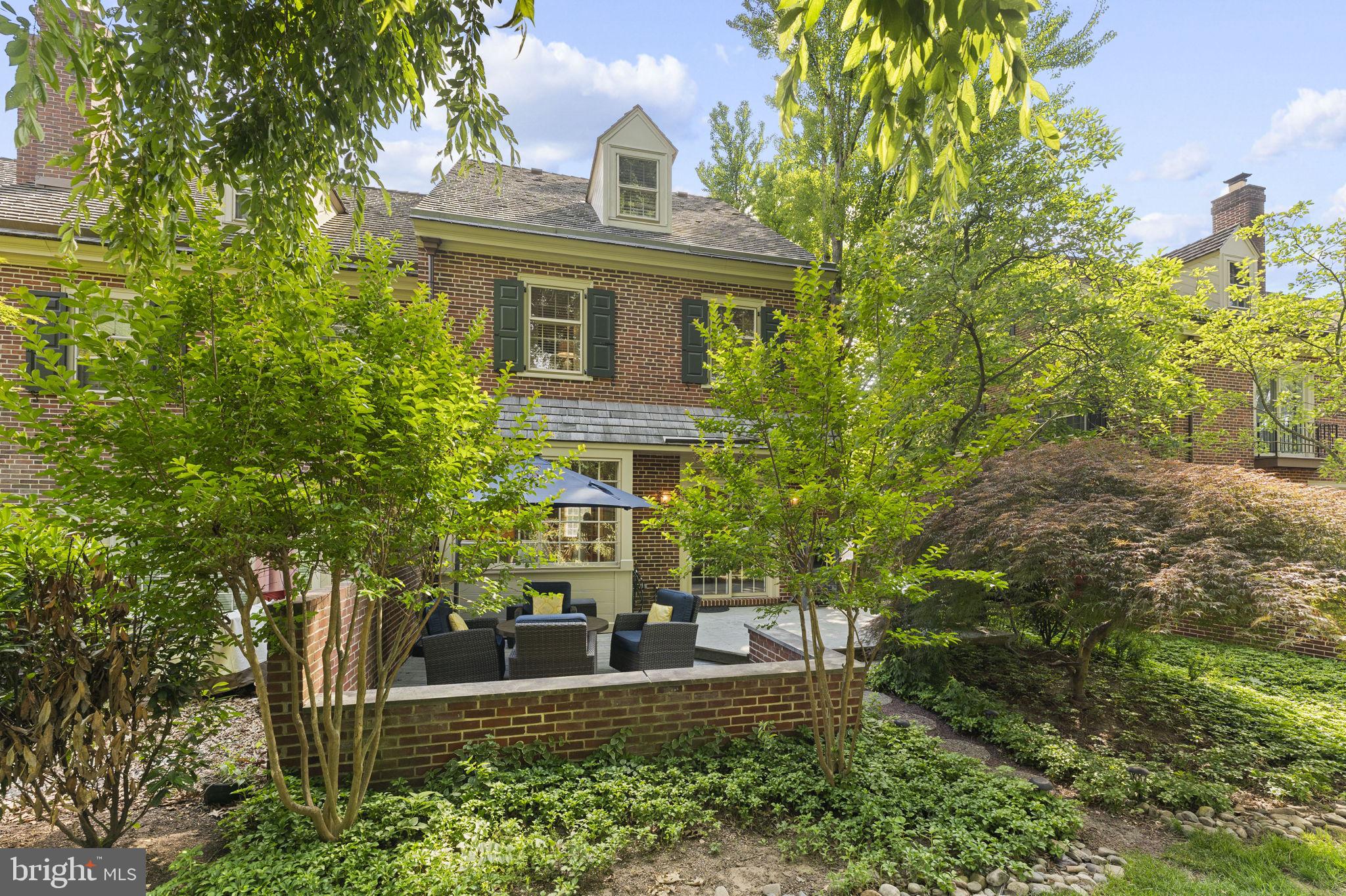 WILLOWMERE - Residential