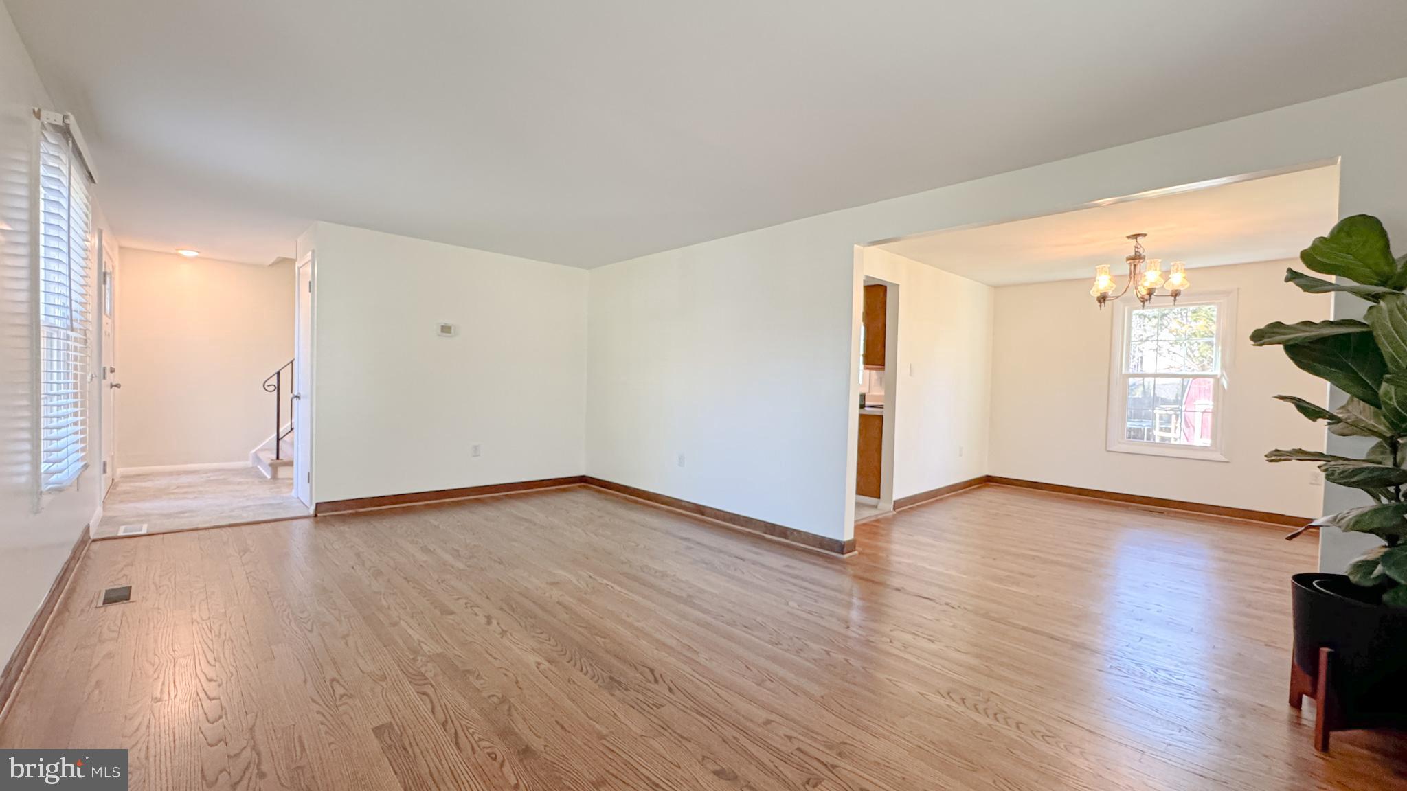 BREEZEWOOD - Residential