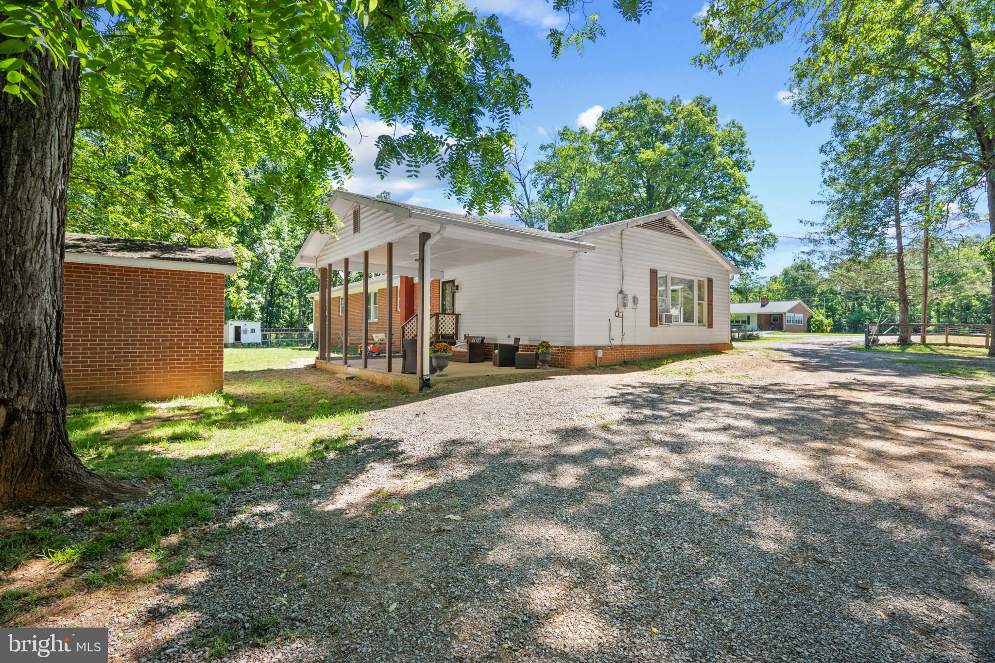 BERRYVILLE - Residential