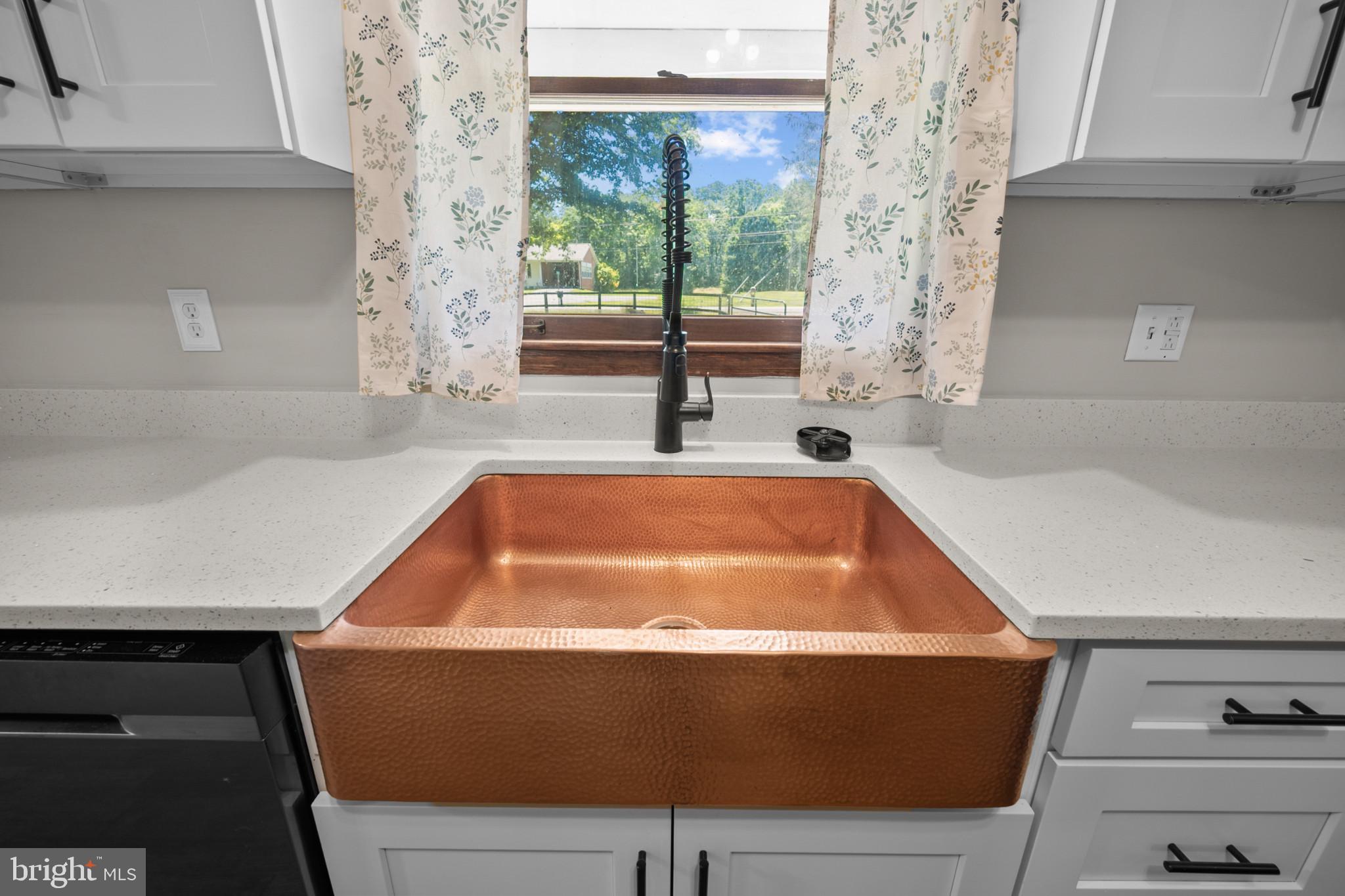 BERRYVILLE - Residential
