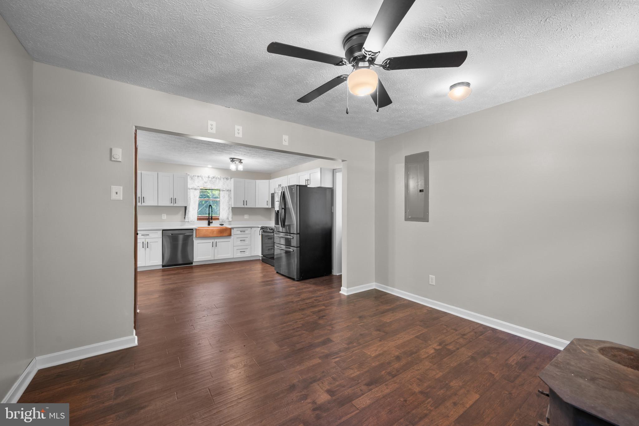 BERRYVILLE - Residential