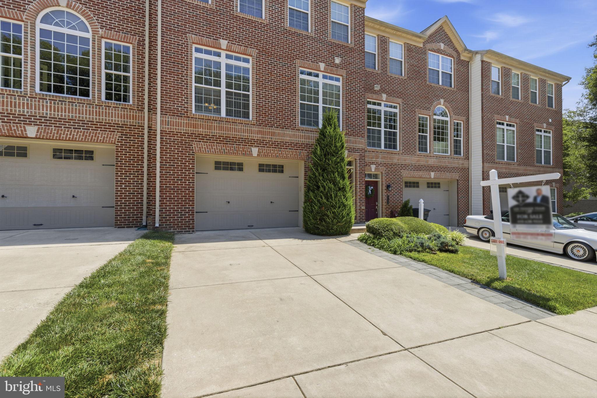 MONMOUTH MEADOWS - Residential