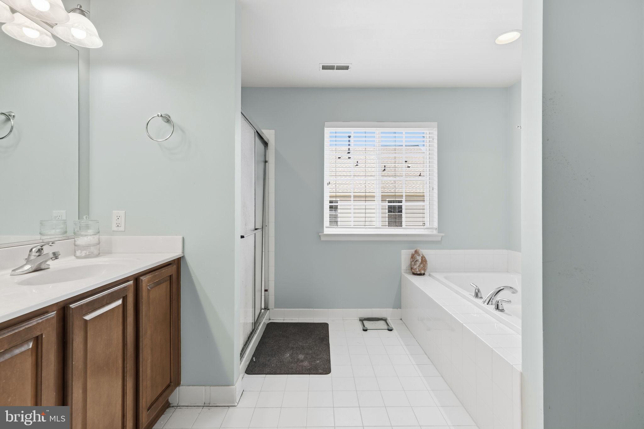 MONMOUTH MEADOWS - Residential