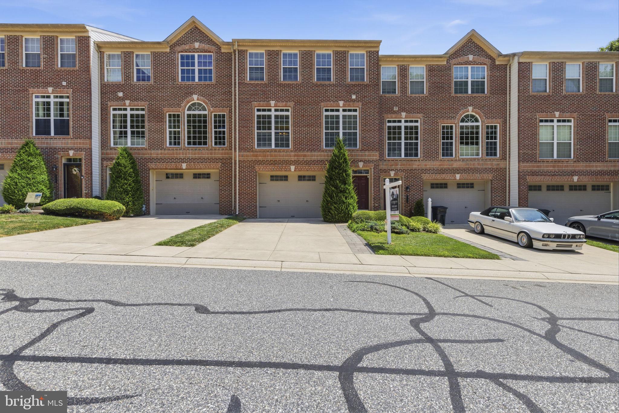 MONMOUTH MEADOWS - Residential