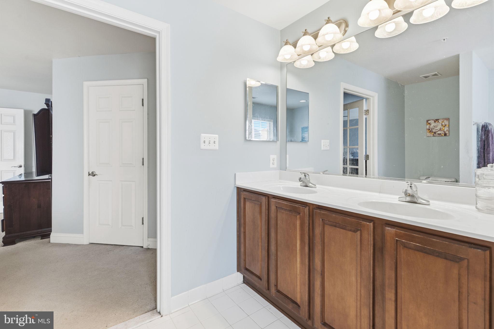 MONMOUTH MEADOWS - Residential