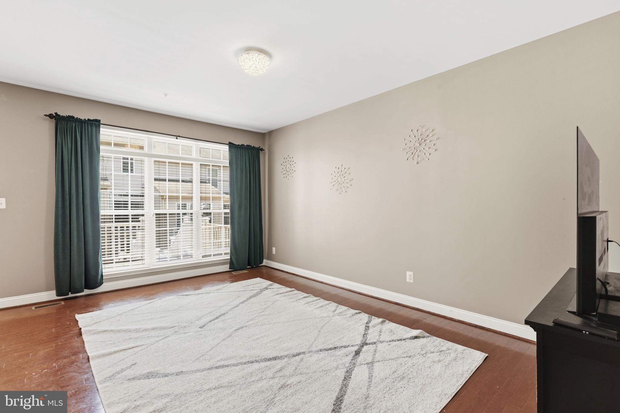 MONMOUTH MEADOWS - Residential