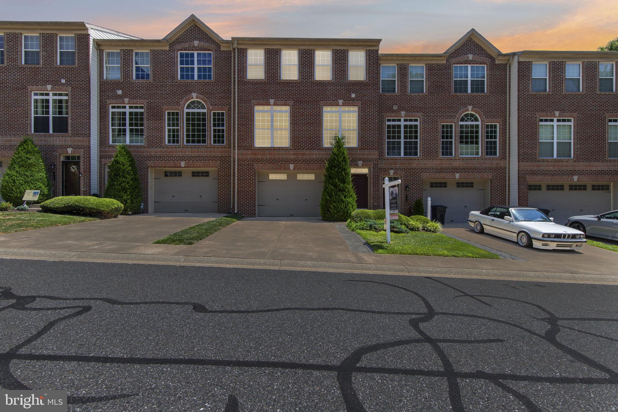 MONMOUTH MEADOWS - Residential