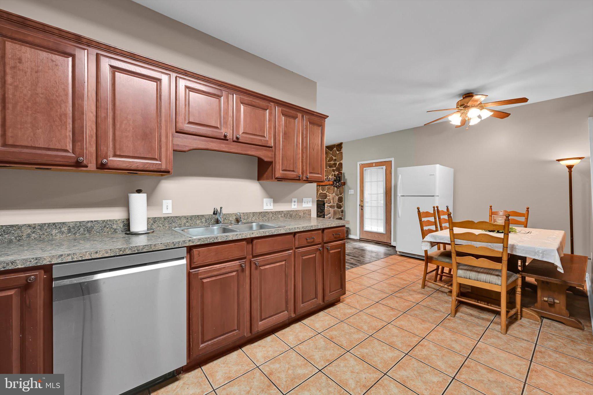 LEWISBERRY - Residential