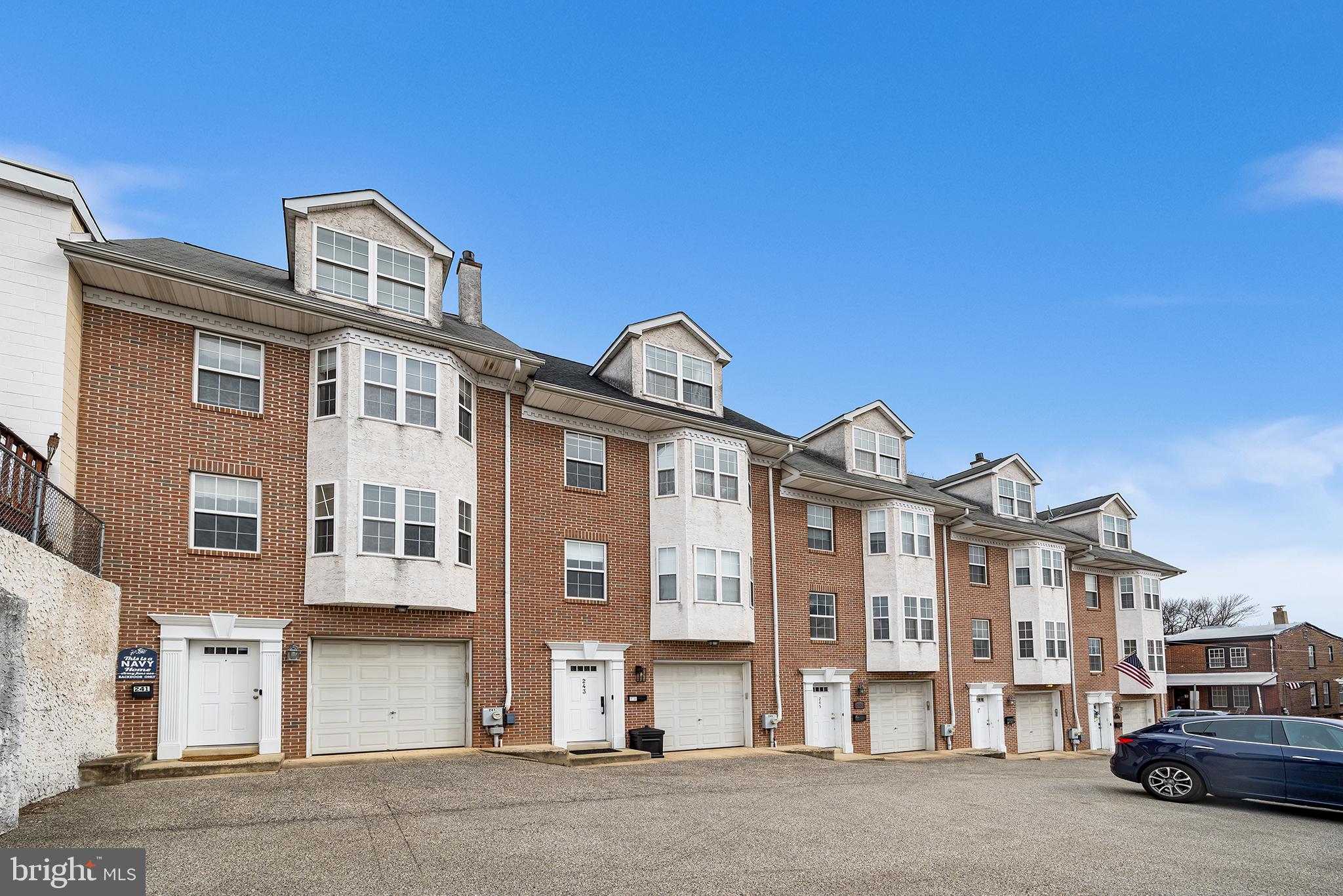 MANAYUNK - Residential