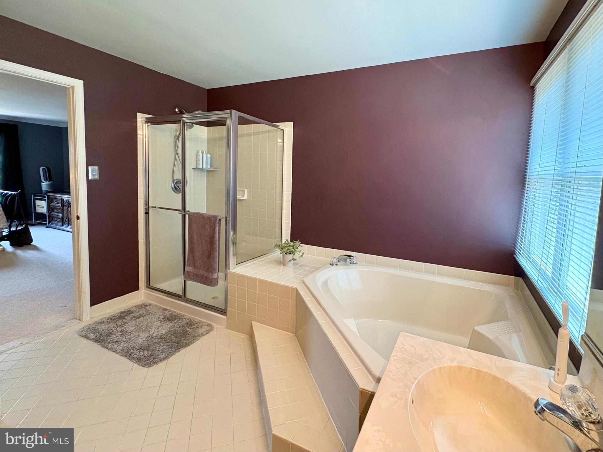 AFTON CHASE - Residential