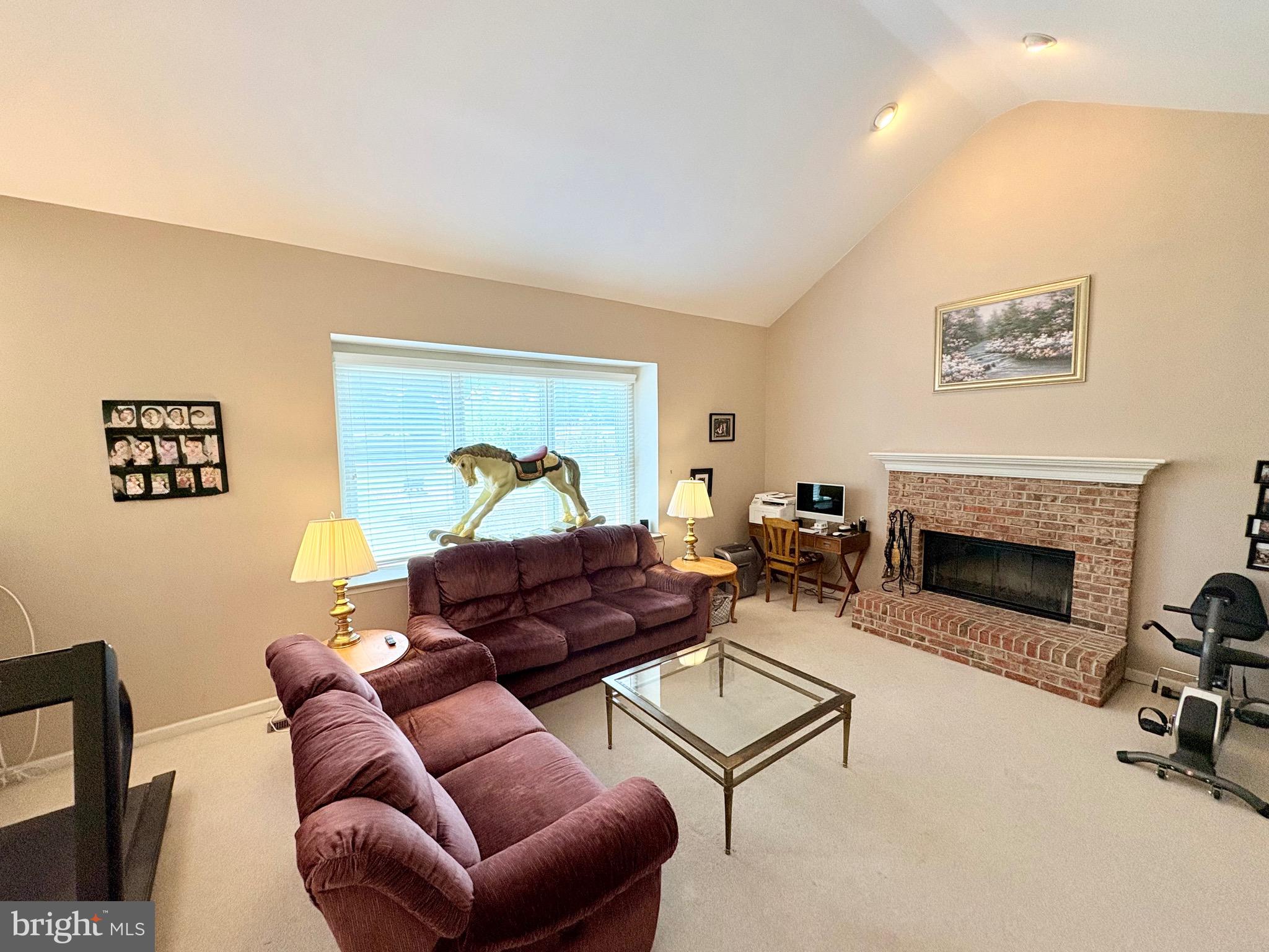 AFTON CHASE - Residential