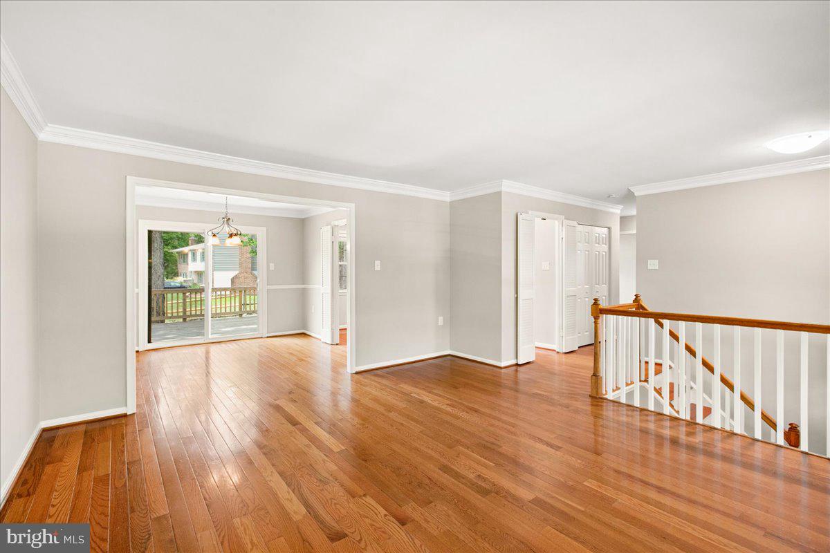 LAKE RIDGE - Residential