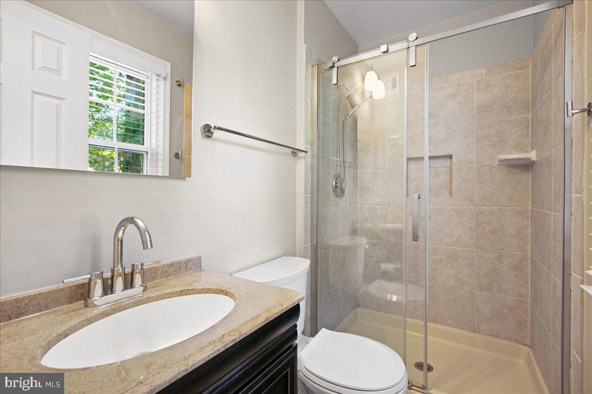 LAKE RIDGE - Residential