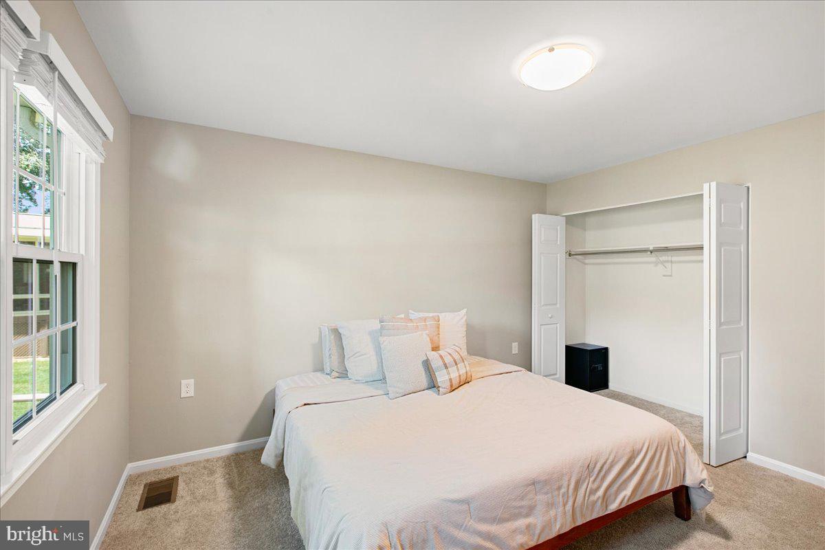 LAKE RIDGE - Residential