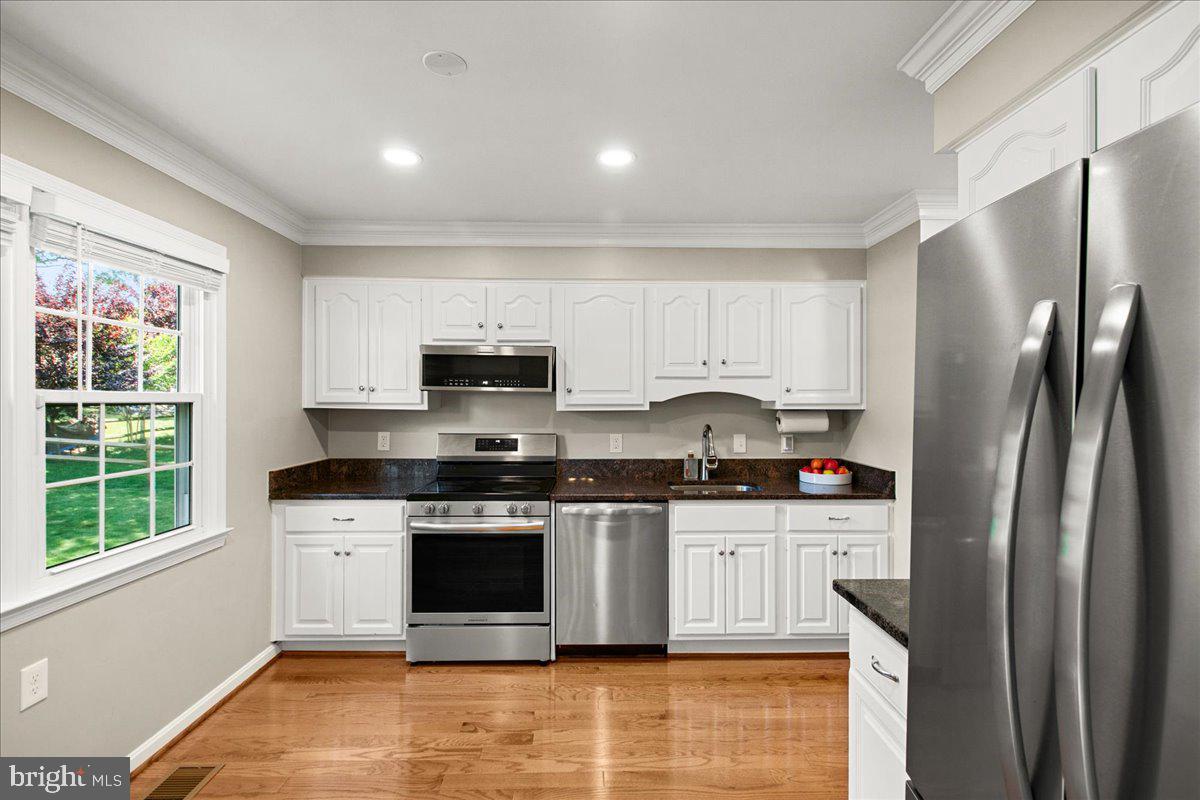 LAKE RIDGE - Residential